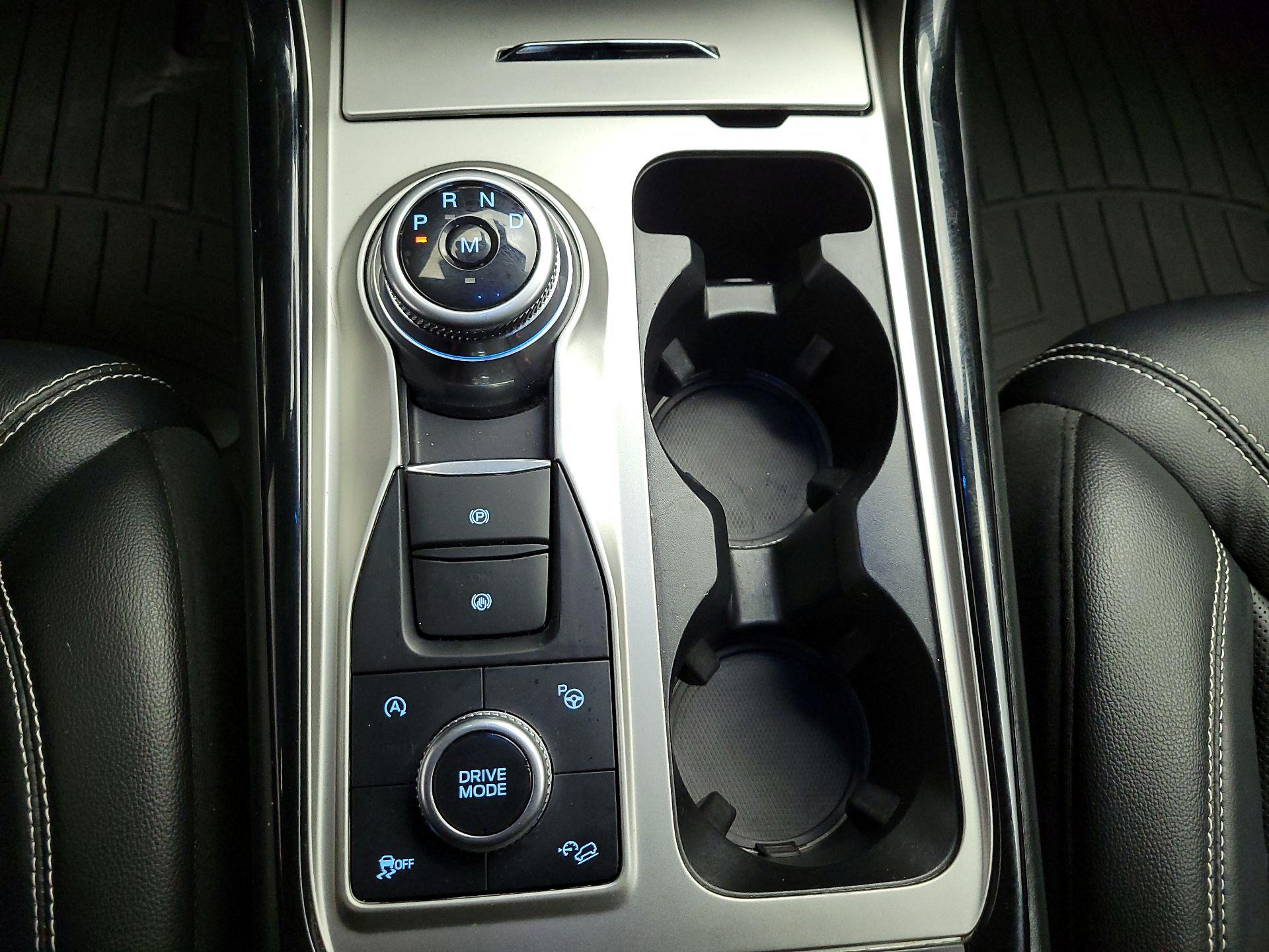 Thumbnail: 2021 Ford Explorer - 18