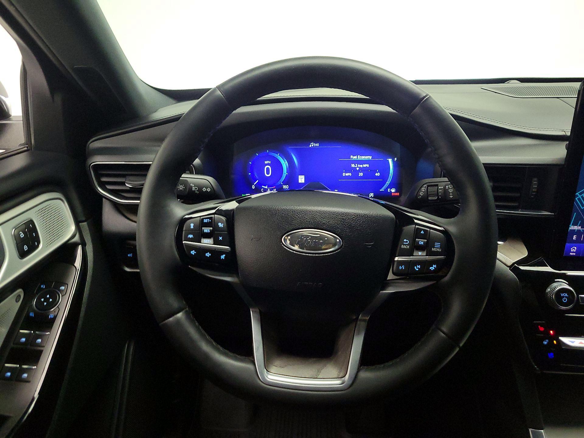 Thumbnail: 2023 Ford Explorer - 10