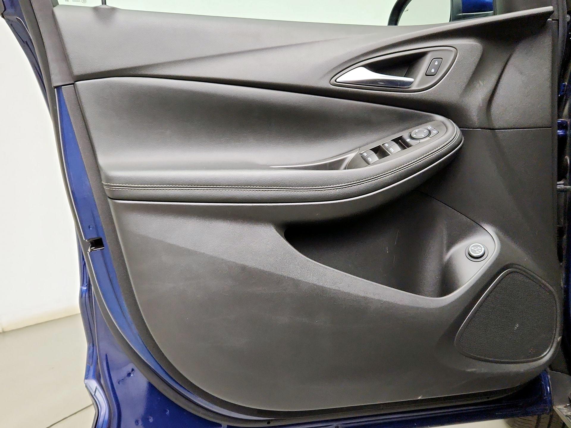 Thumbnail: 2023 Buick Encore GX - 12