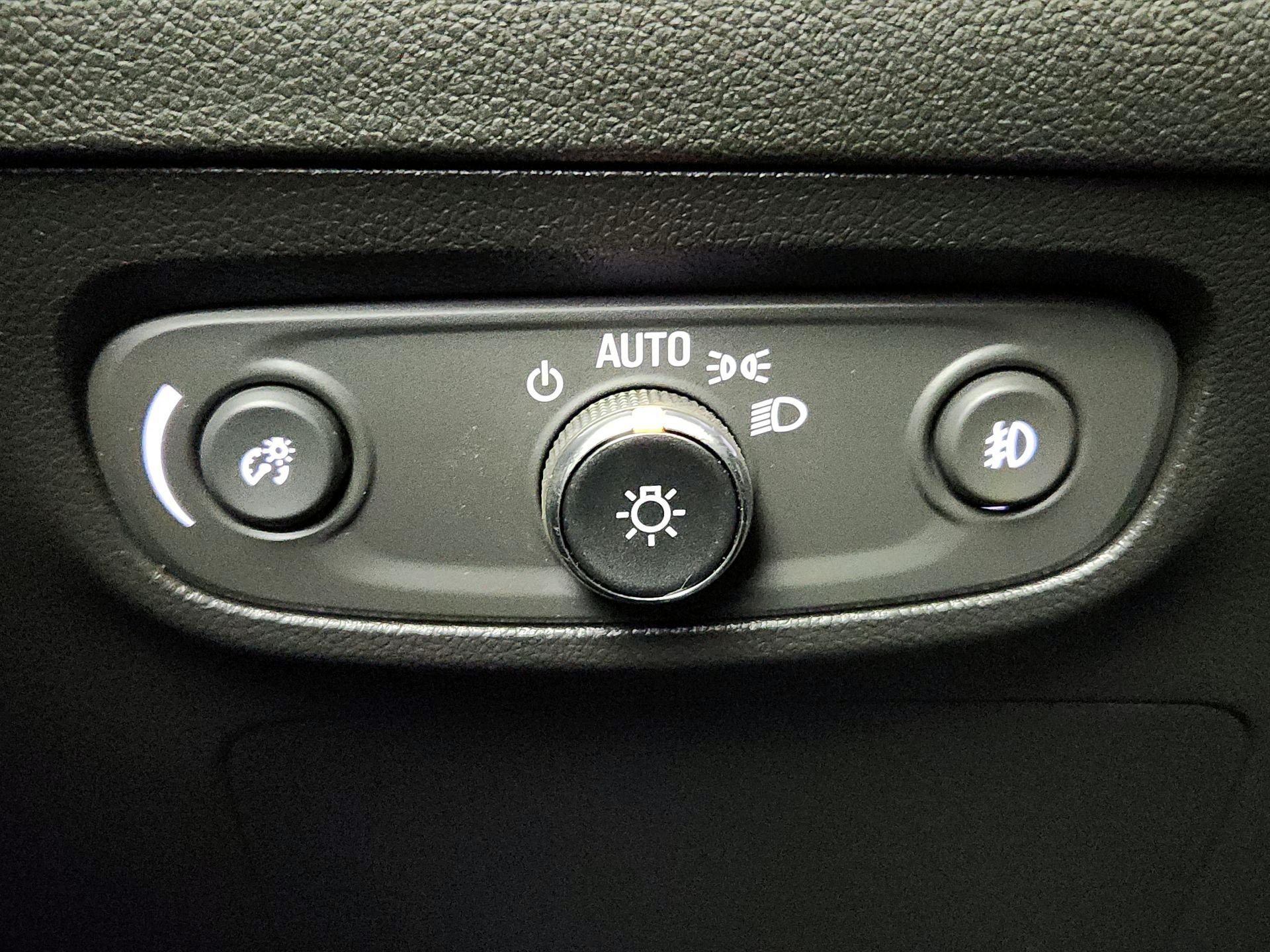 Thumbnail: 2023 Buick Encore GX - 13