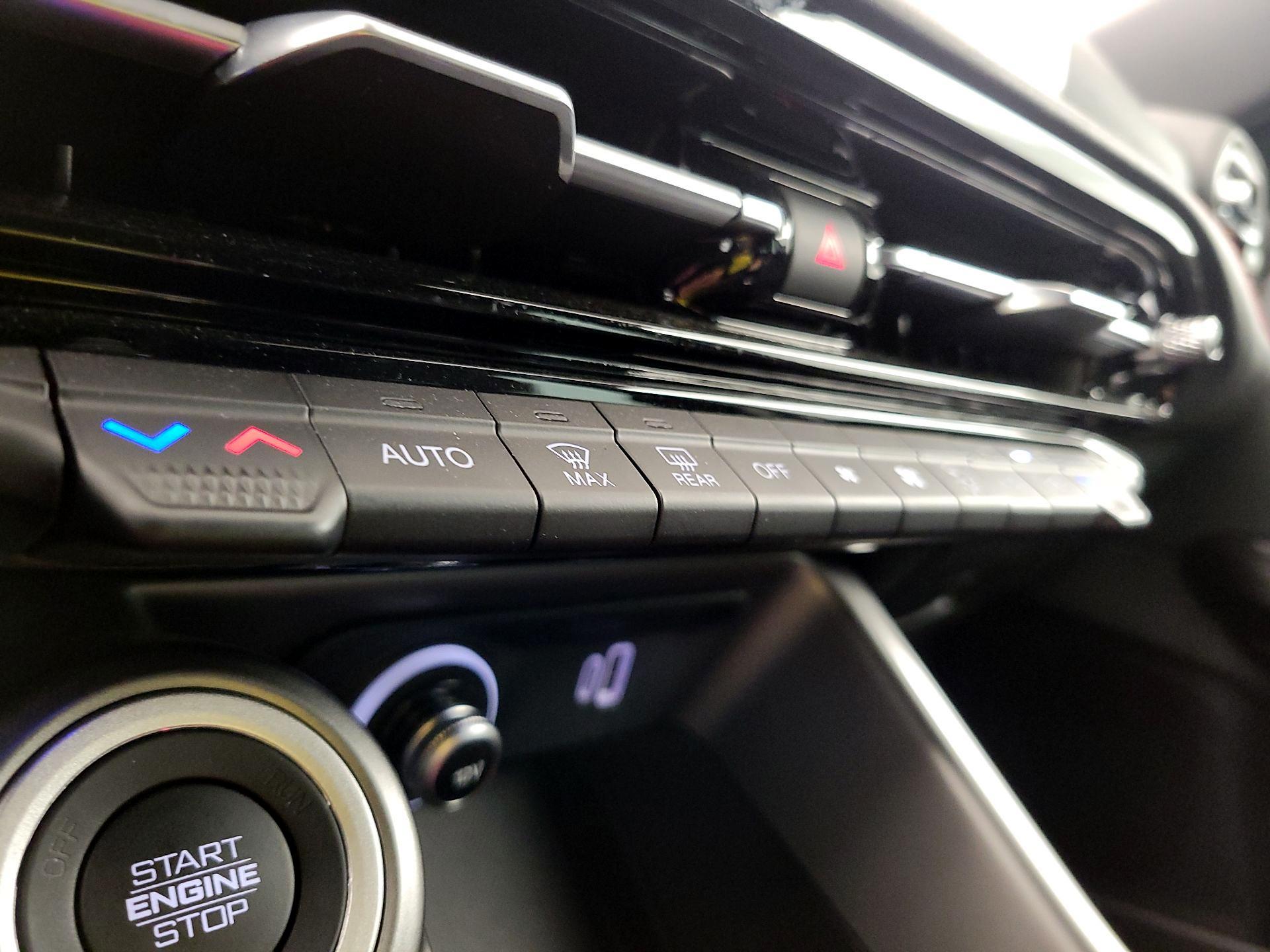 Thumbnail: 2024 Dodge Hornet - 16