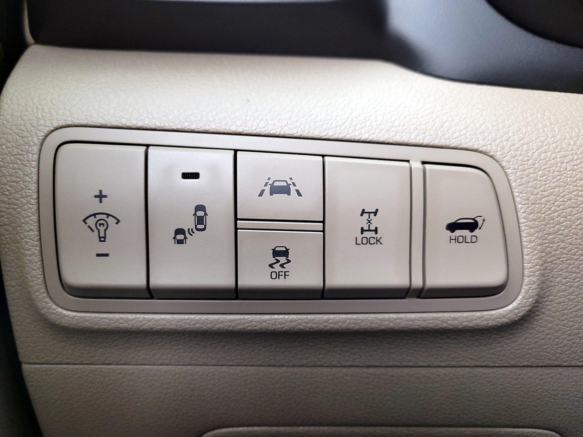 Thumbnail: 2019 Hyundai Tucson - 13