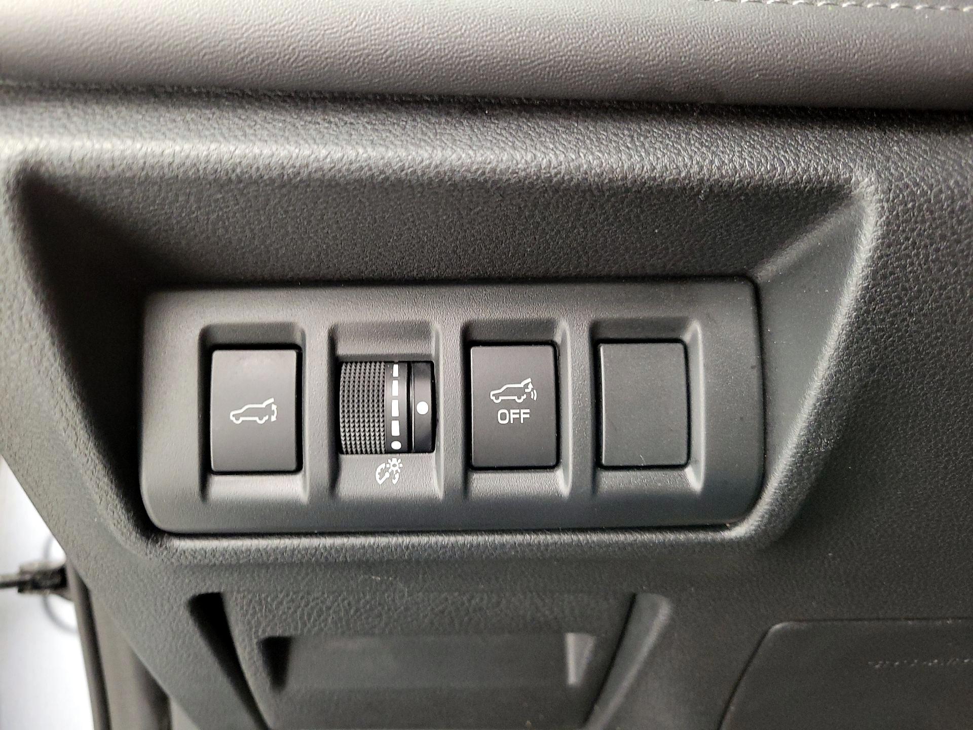 Thumbnail: 2022 Subaru Outback - 13