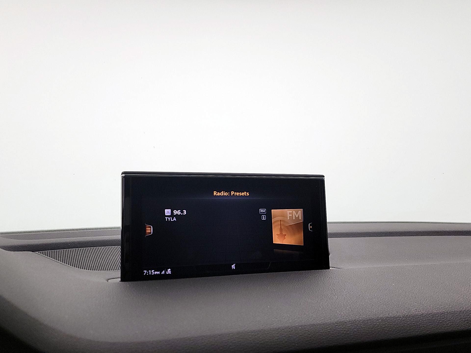 Thumbnail: 2019 Audi Q7 - 16