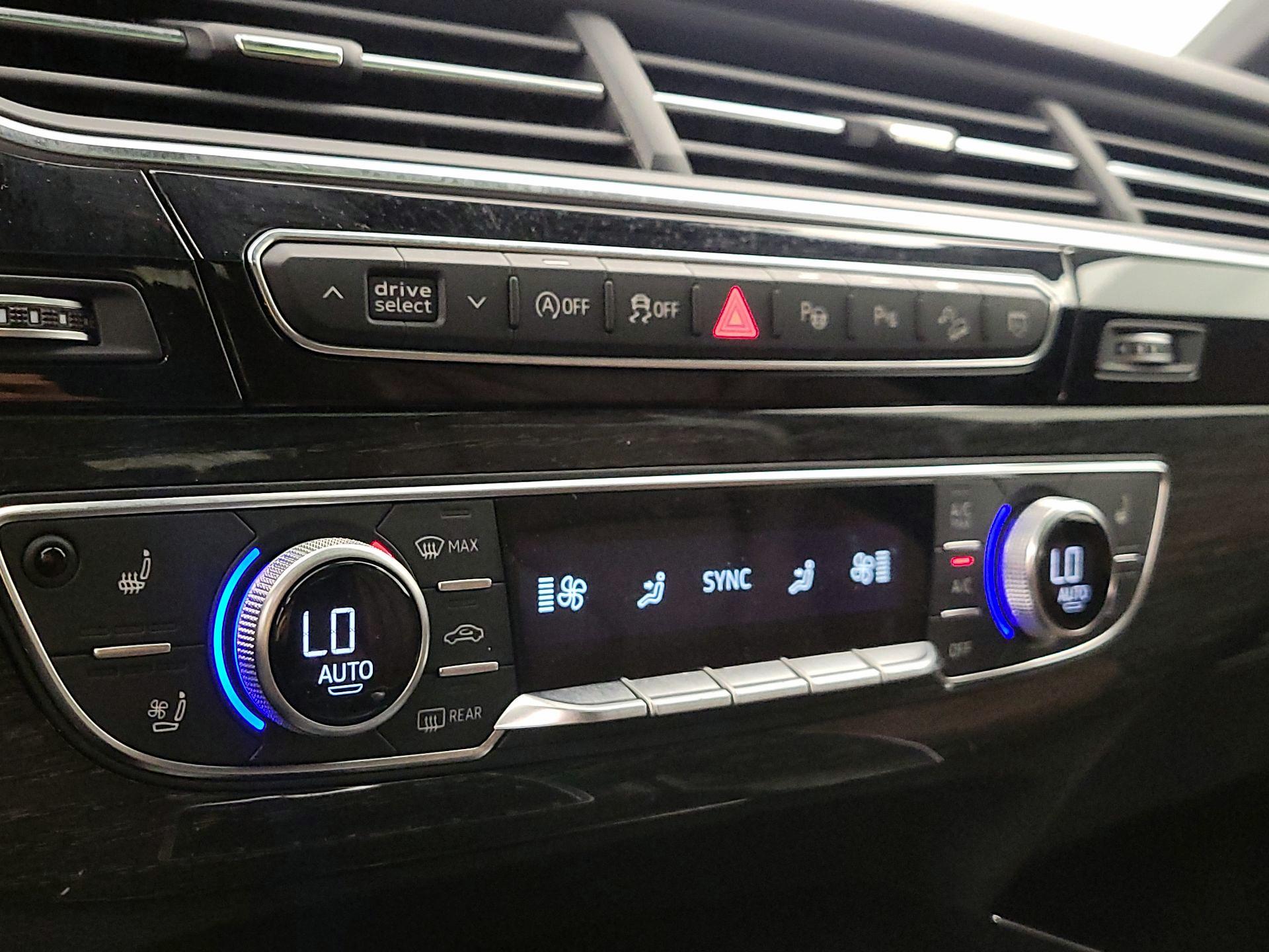 Thumbnail: 2019 Audi Q7 - 17