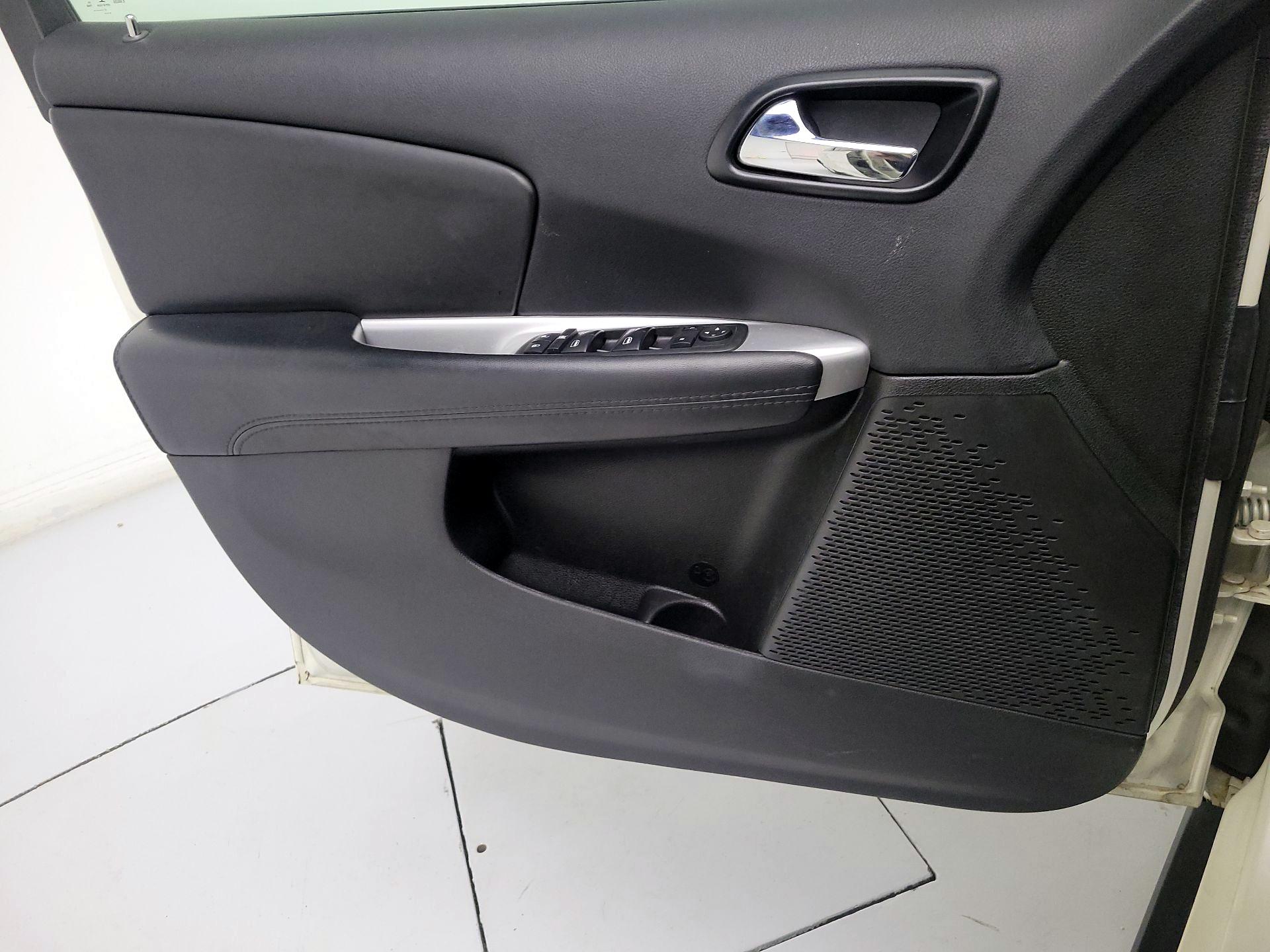 Thumbnail: 2017 Dodge Journey - 12