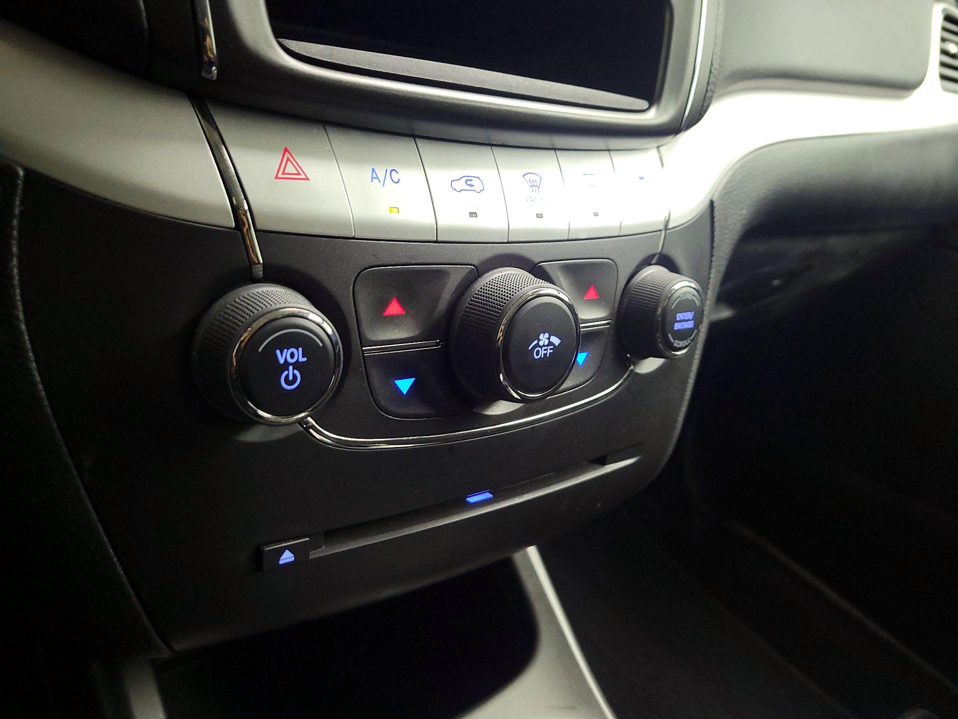 Thumbnail: 2017 Dodge Journey - 14