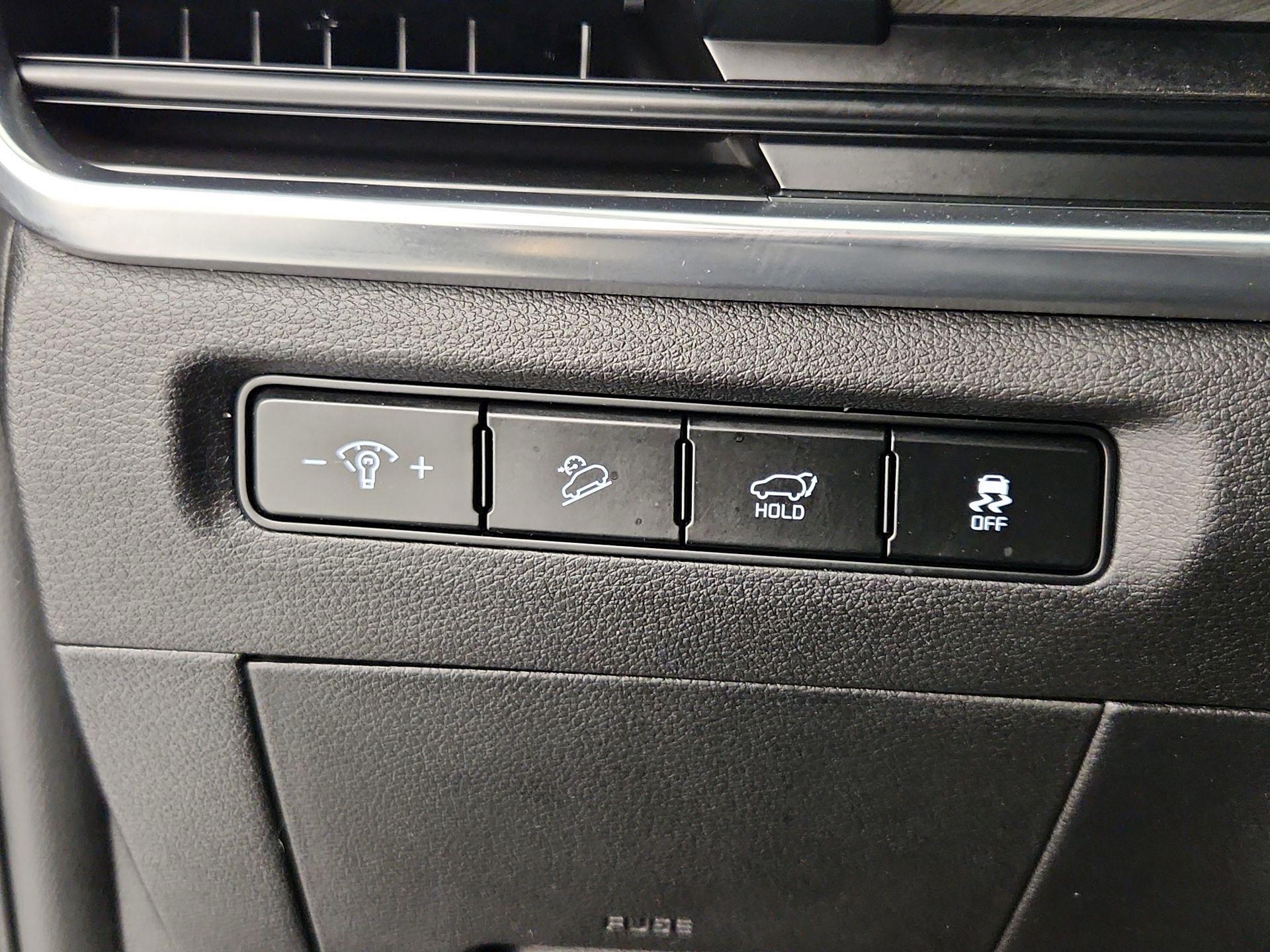 Thumbnail: 2024 Kia Telluride - 13