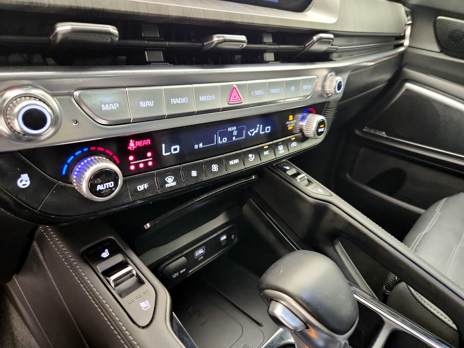 Thumbnail: 2024 Kia Telluride - 17