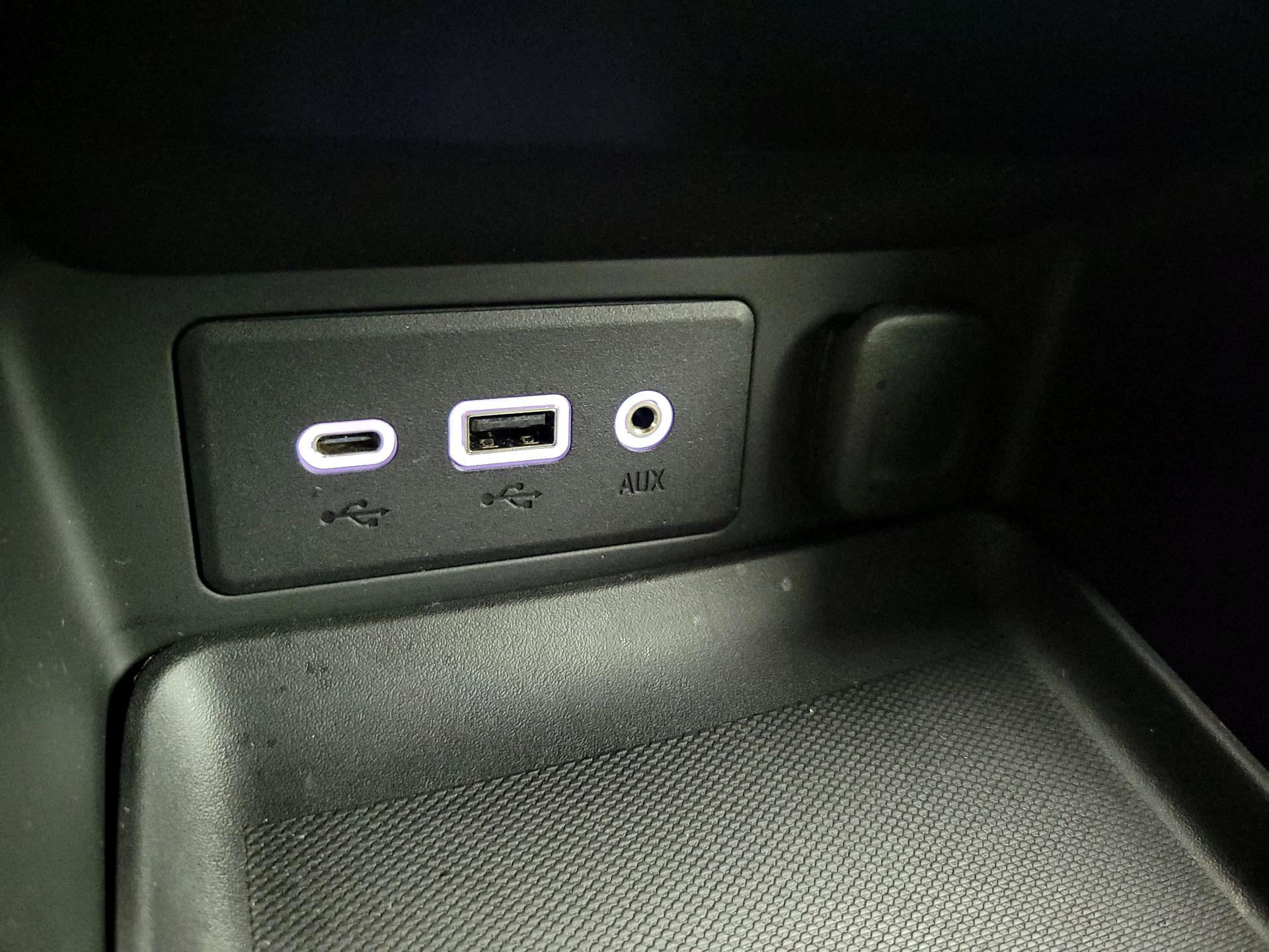 Thumbnail: 2023 GMC Terrain - 18