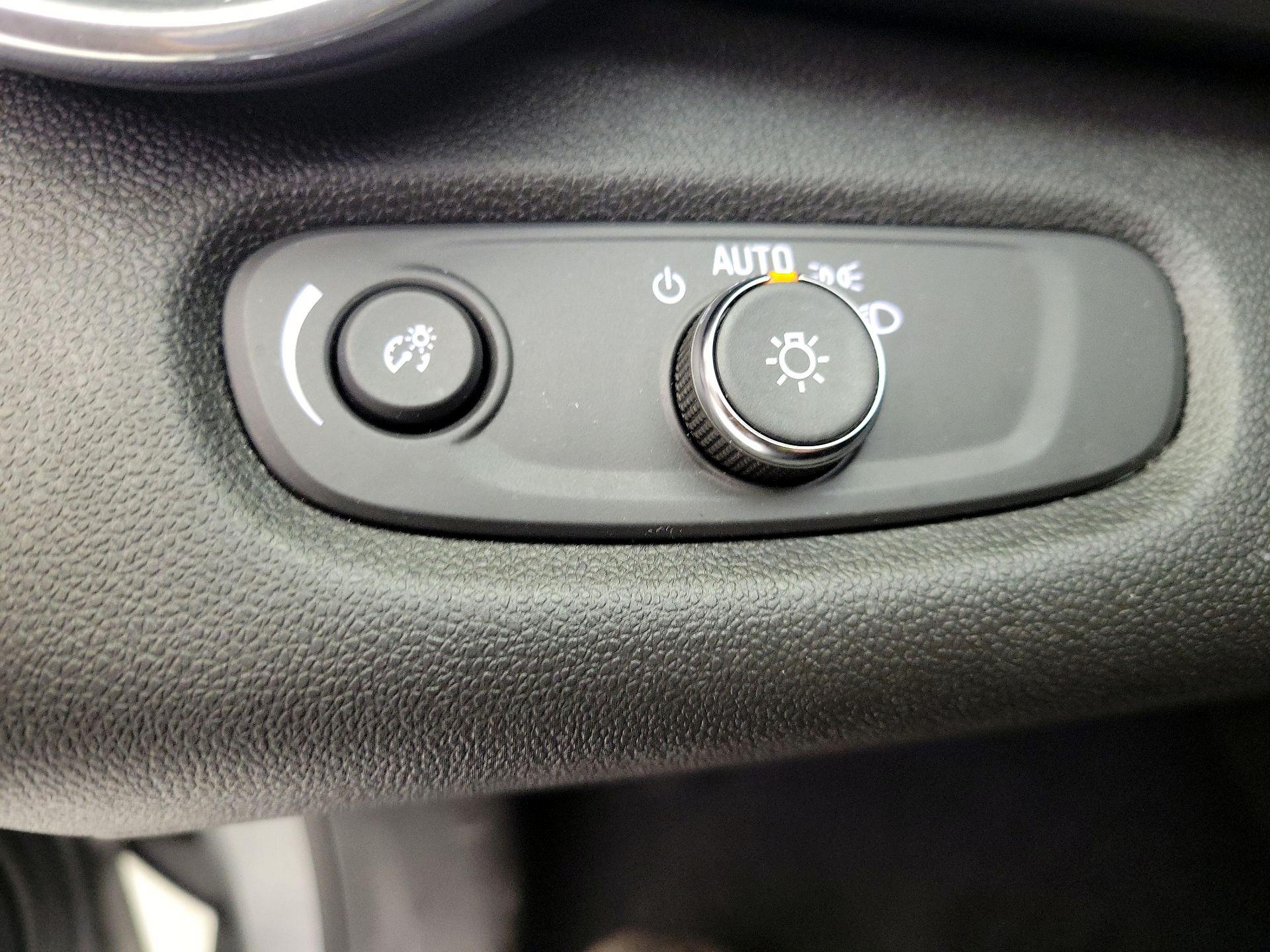 Thumbnail: 2024 Chevrolet Trax - 13