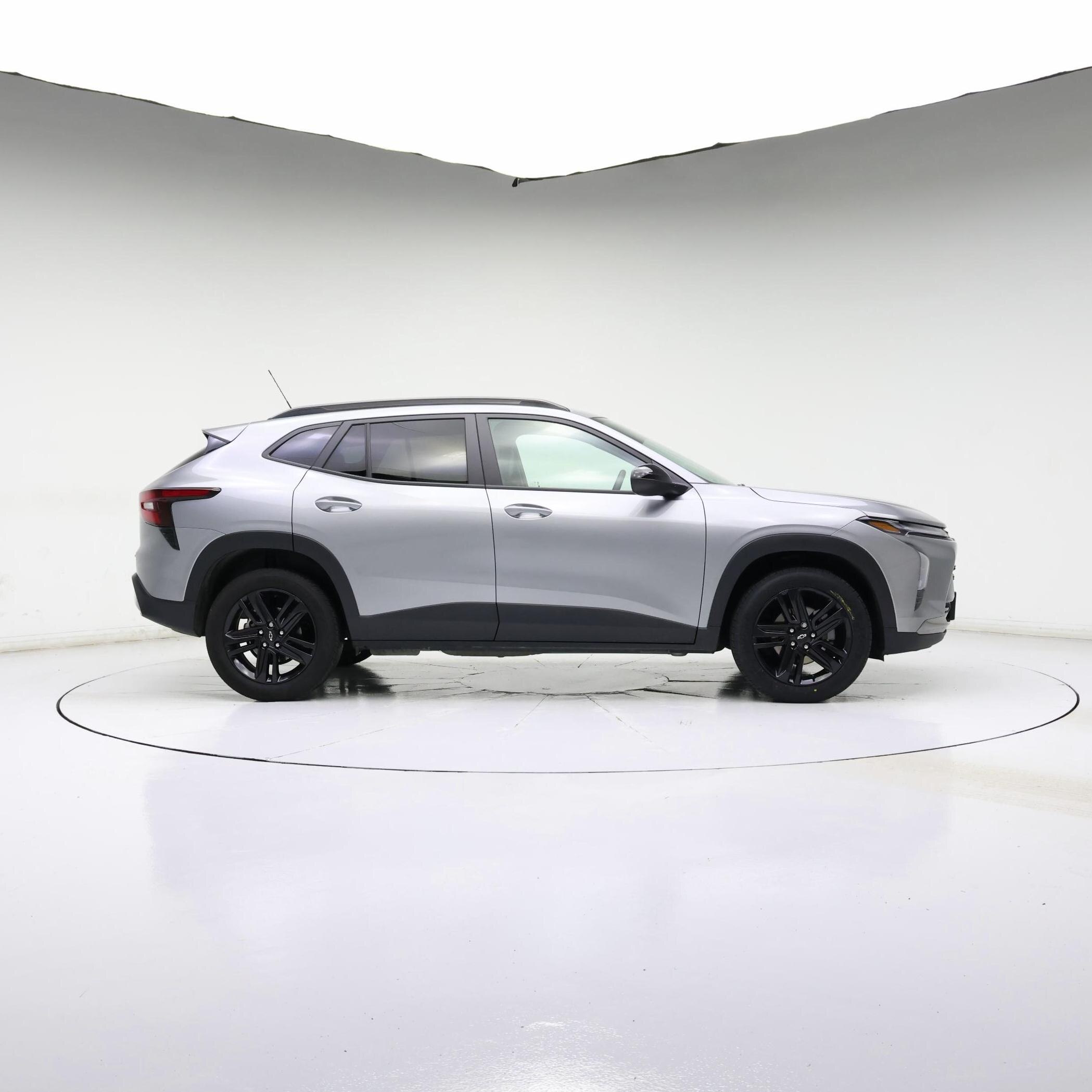 Thumbnail: 2024 Chevrolet Trax - 7