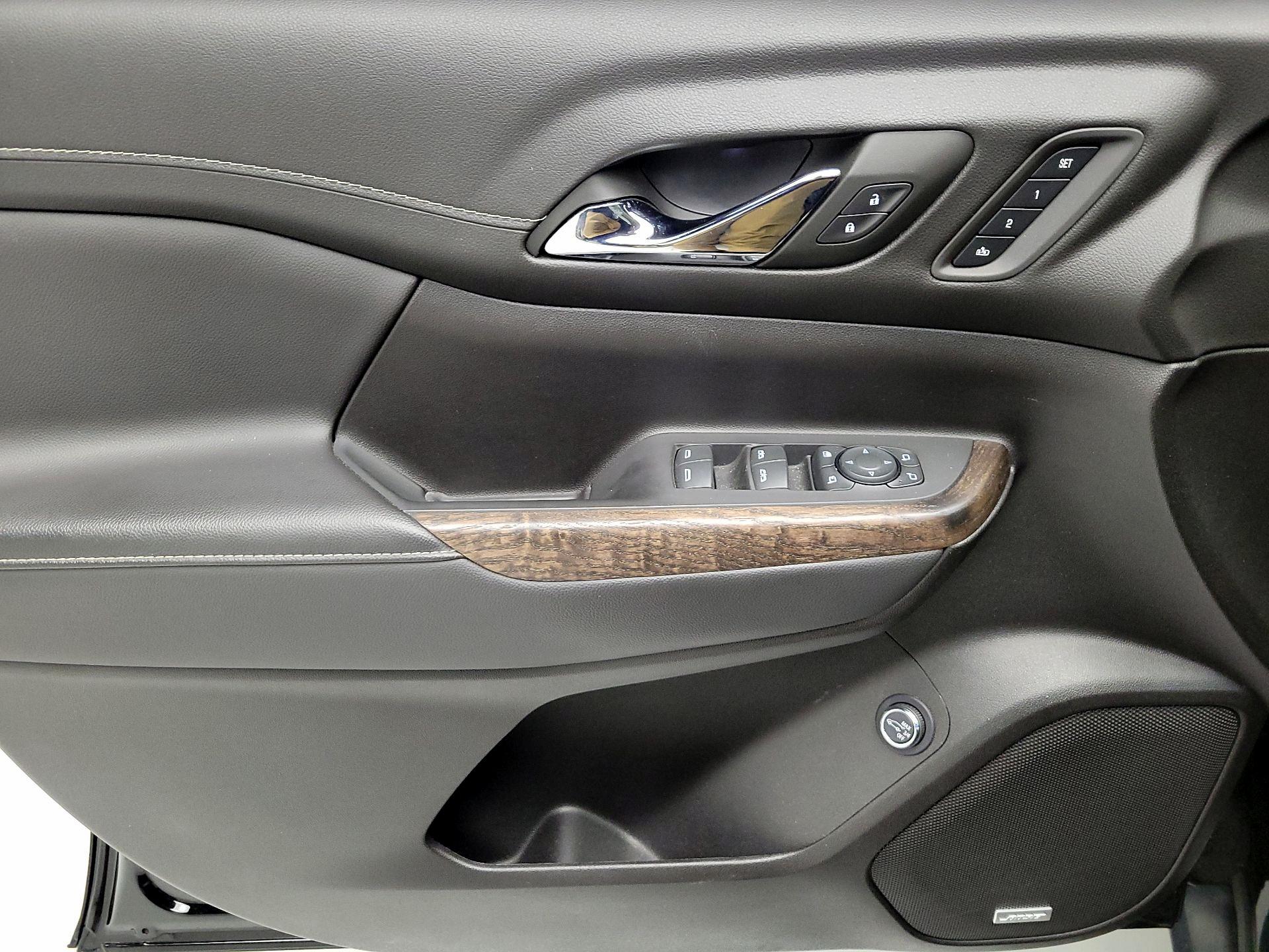 Thumbnail: 2023 GMC Acadia - 12