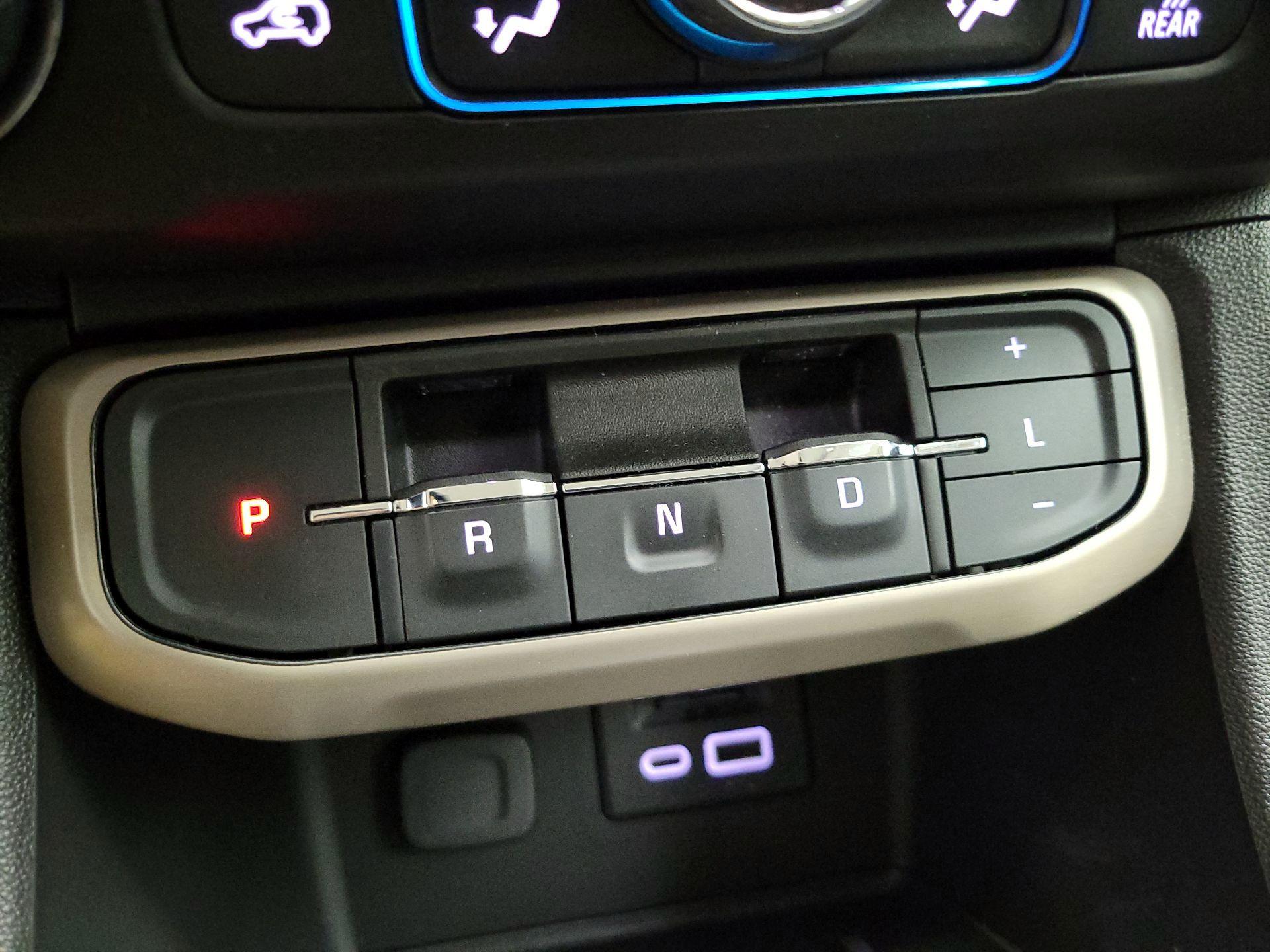 Thumbnail: 2023 GMC Acadia - 16