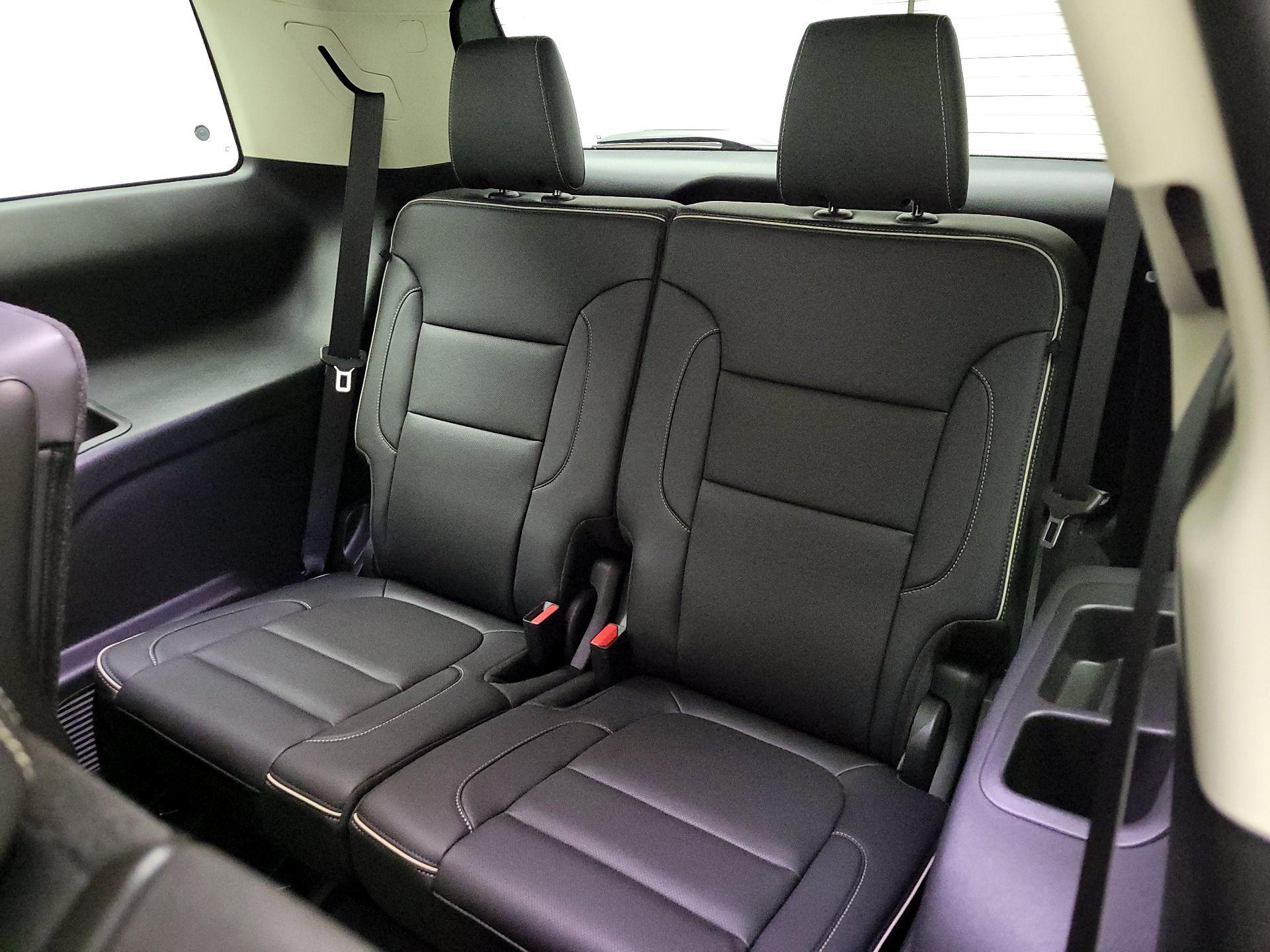 Thumbnail: 2023 GMC Acadia - 19