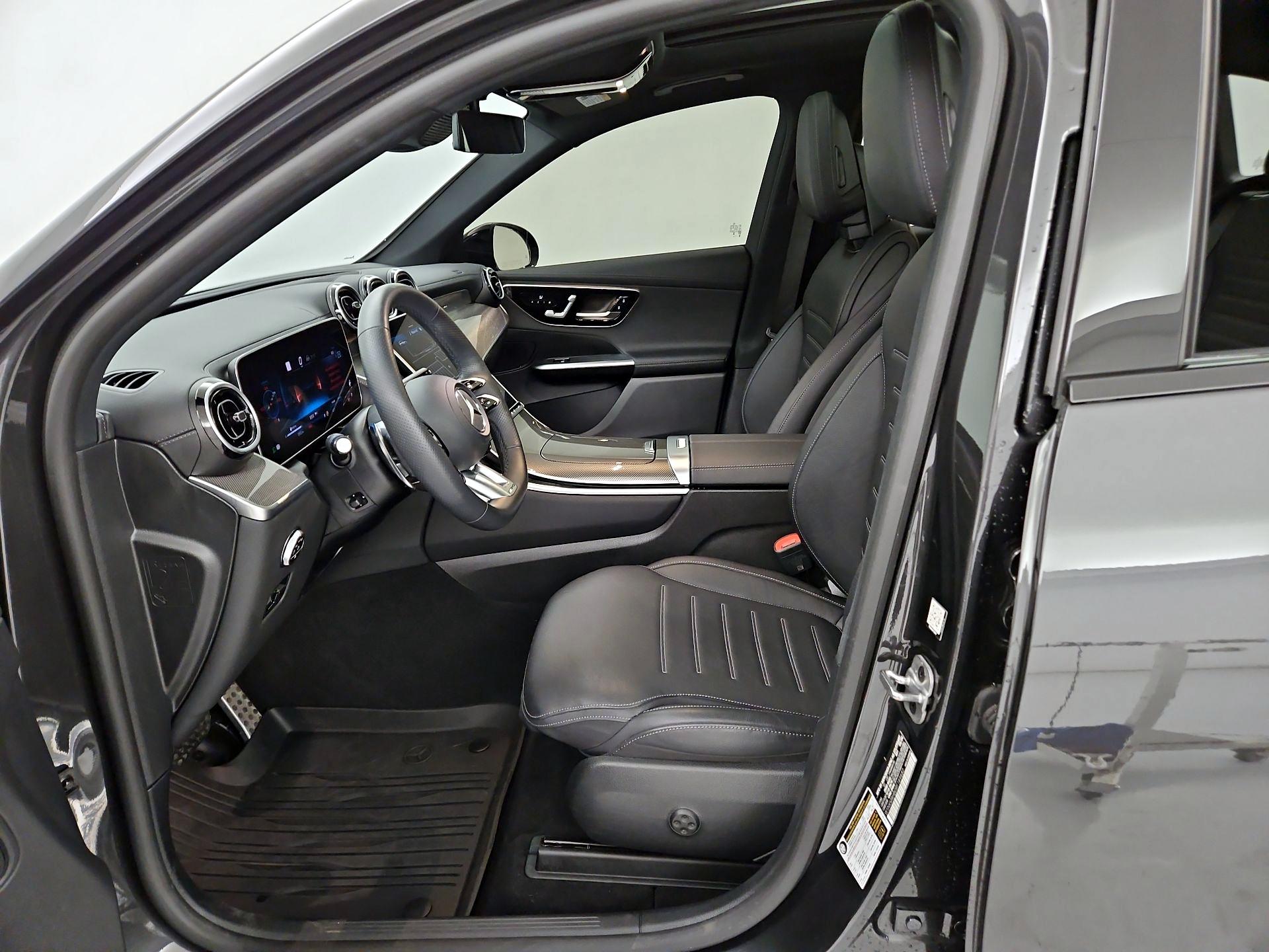 Thumbnail: 2024 Mercedes-Benz GLC - 11