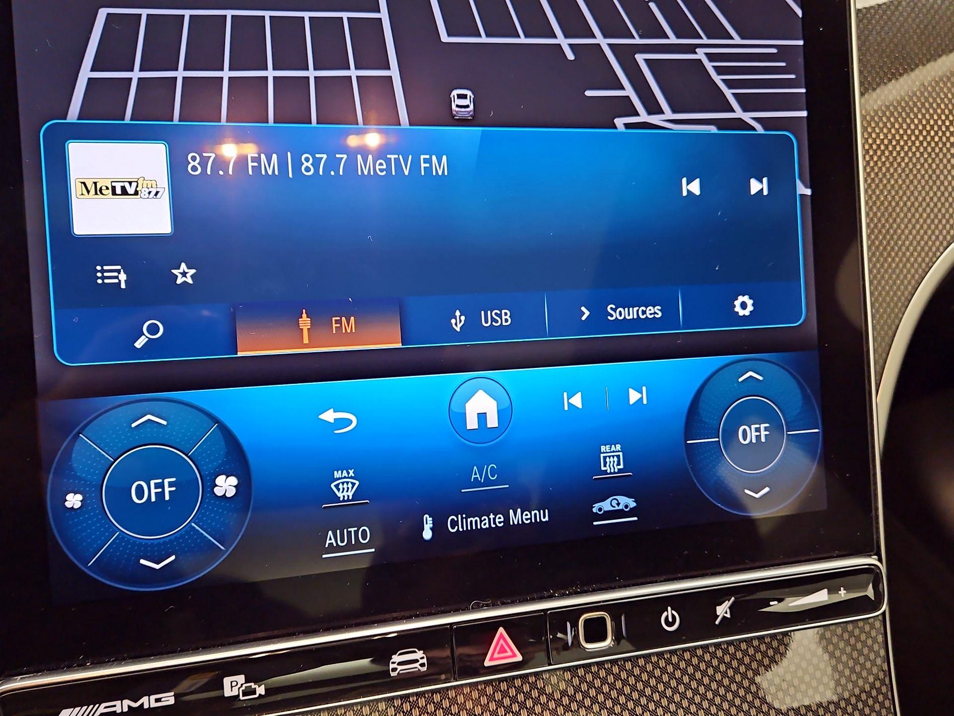 Thumbnail: 2024 Mercedes-Benz GLC - 16