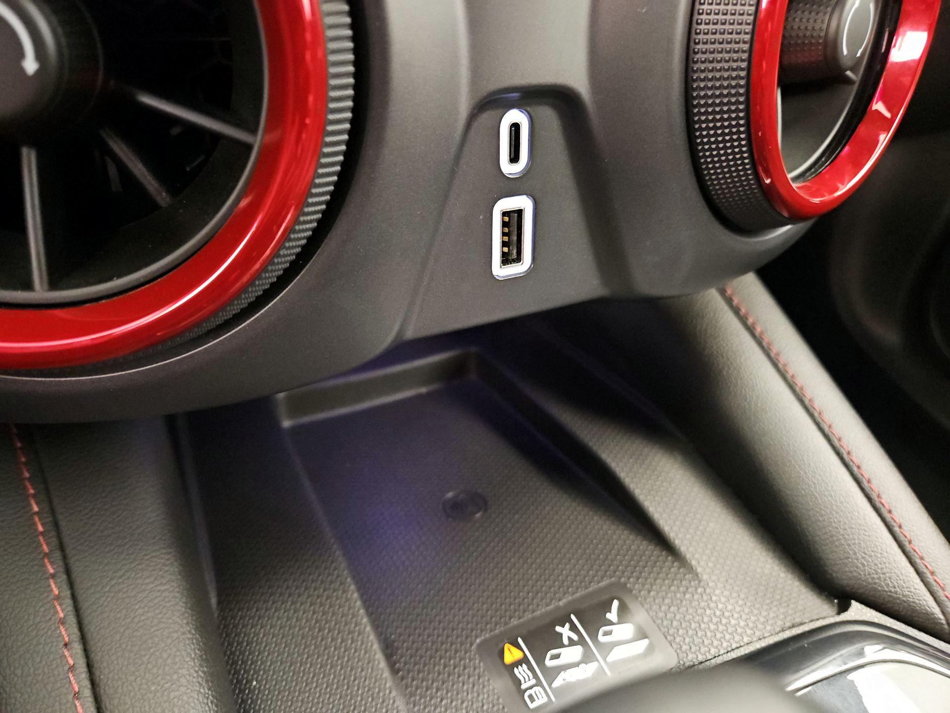 Thumbnail: 2025 Chevrolet Blazer - 19