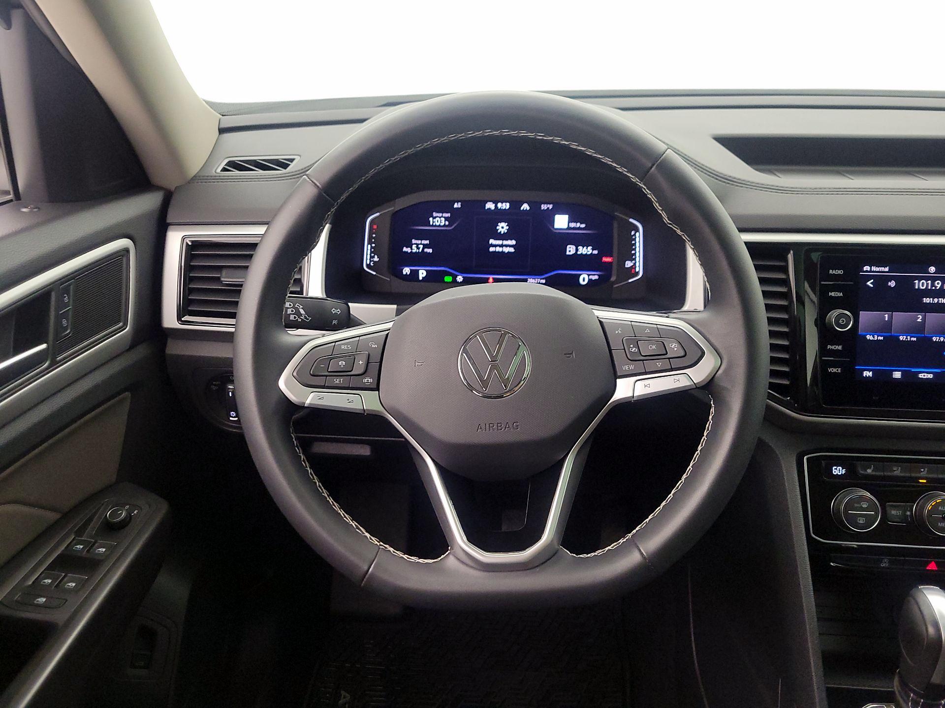 Thumbnail: 2023 Volkswagen Atlas - 10