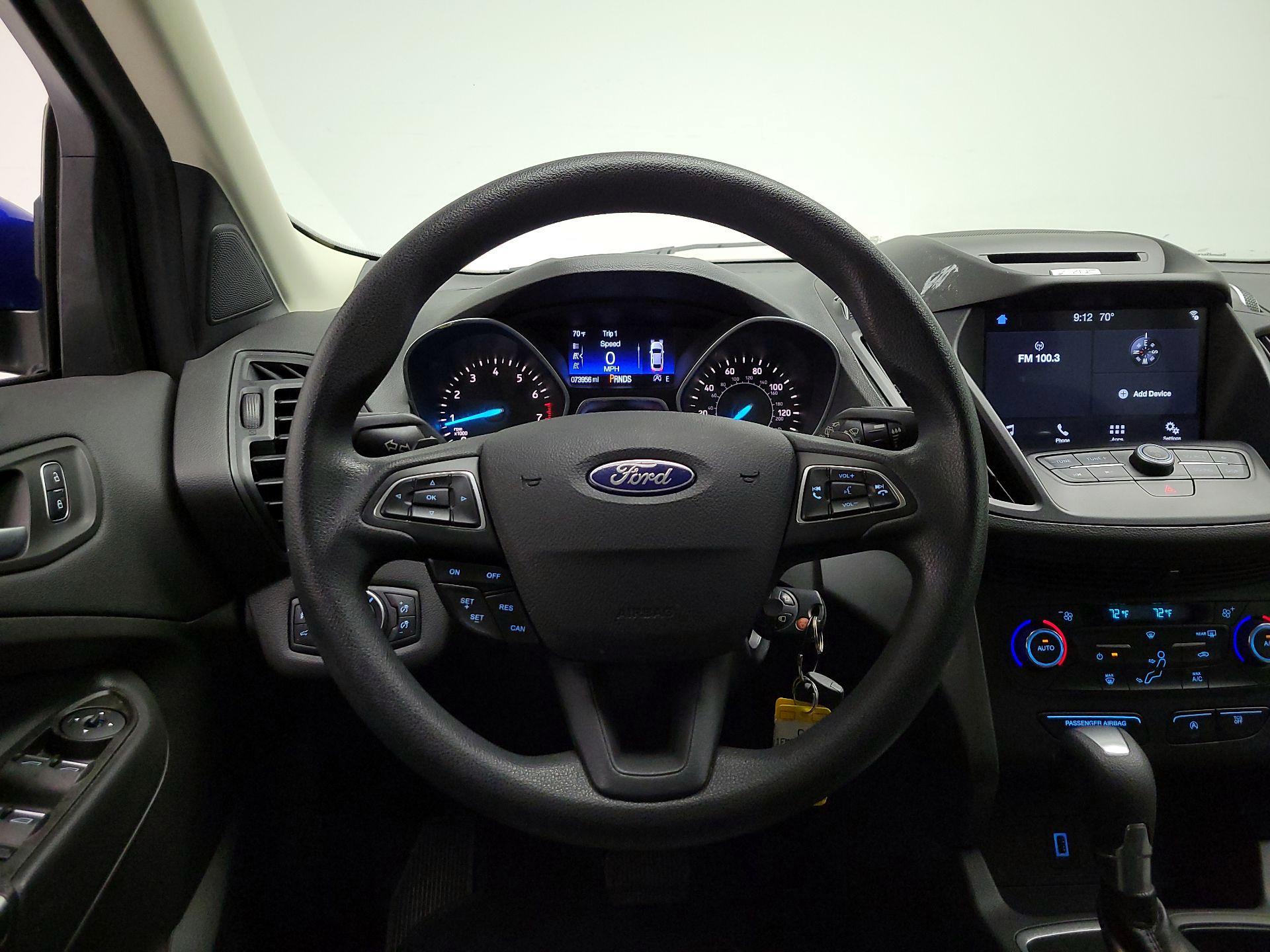 Thumbnail: 2017 Ford Escape - 10