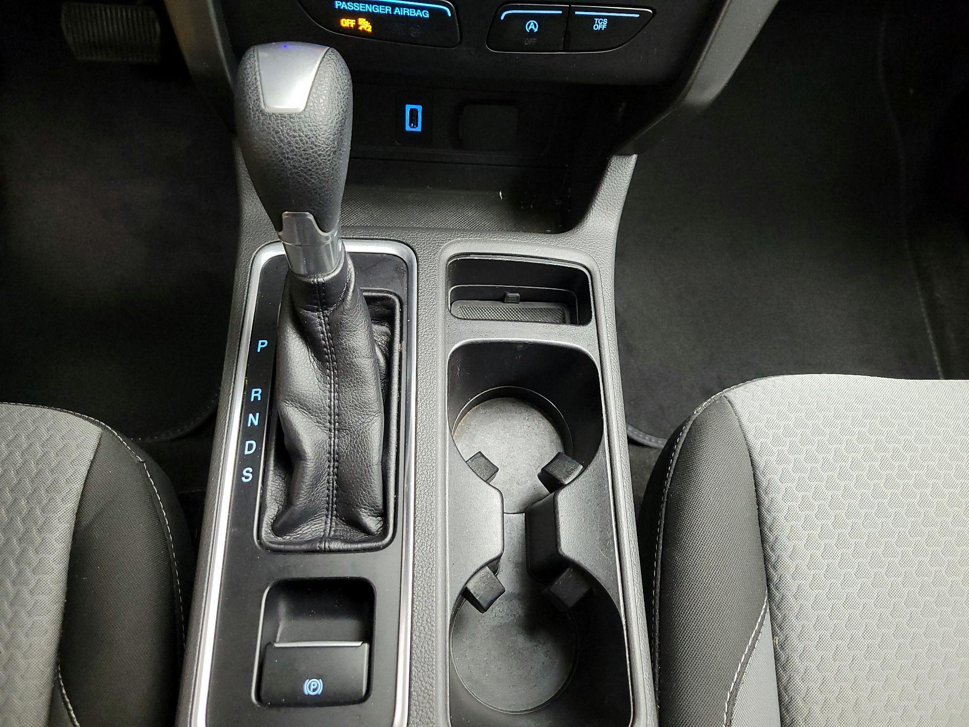 Thumbnail: 2017 Ford Escape - 17