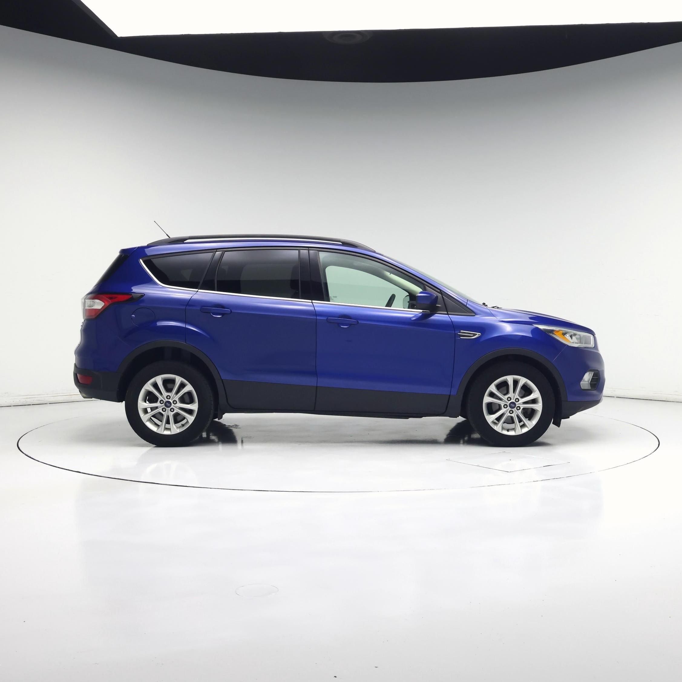 Thumbnail: 2017 Ford Escape - 7