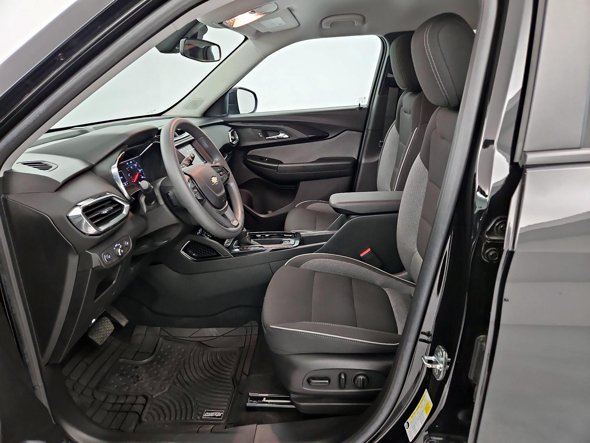 Thumbnail: 2022 Chevrolet TrailBlazer - 11