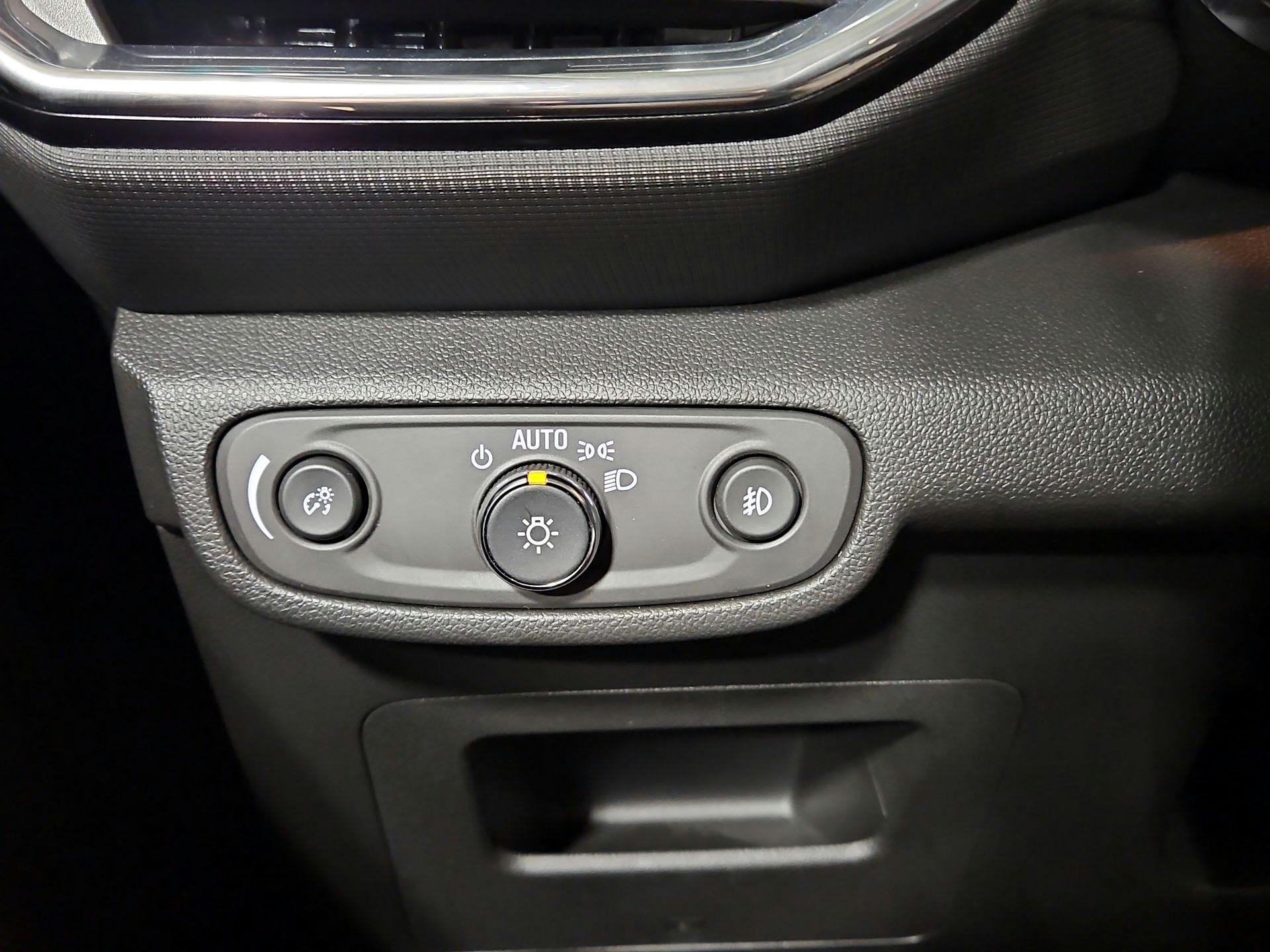 Thumbnail: 2022 Chevrolet TrailBlazer - 13