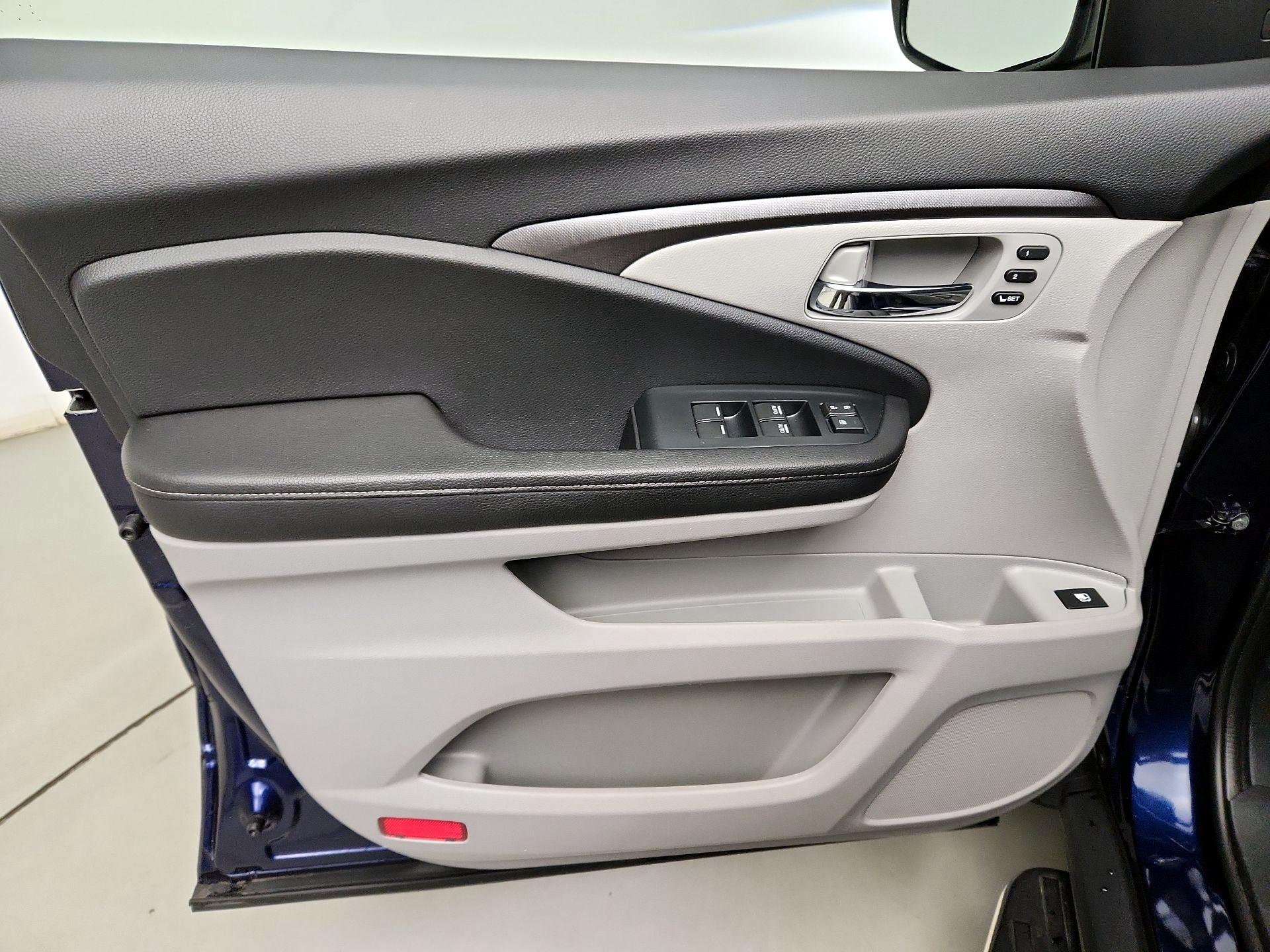 Thumbnail: 2023 Honda Ridgeline - 12