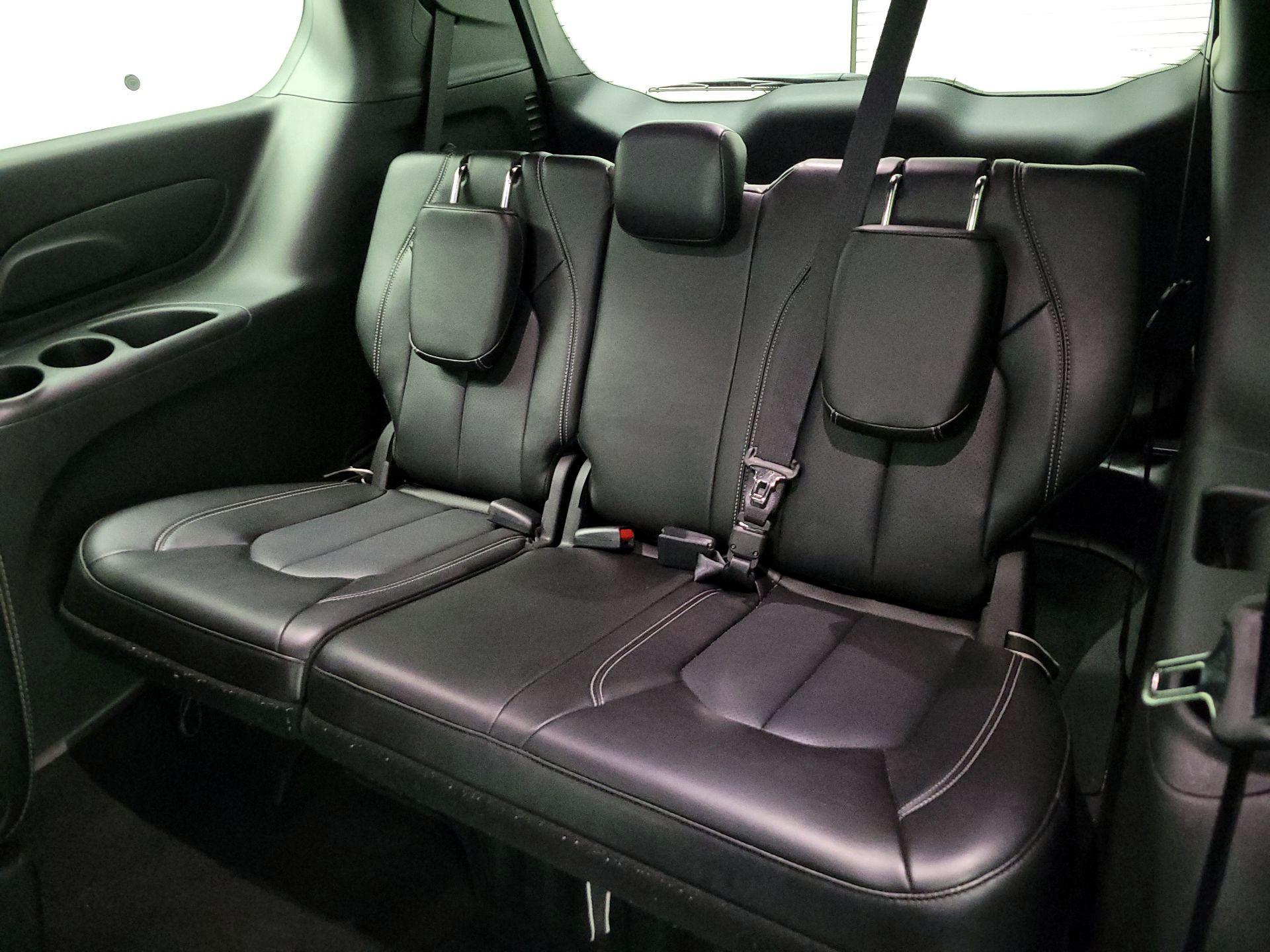 Thumbnail: 2025 Chrysler Pacifica - 19