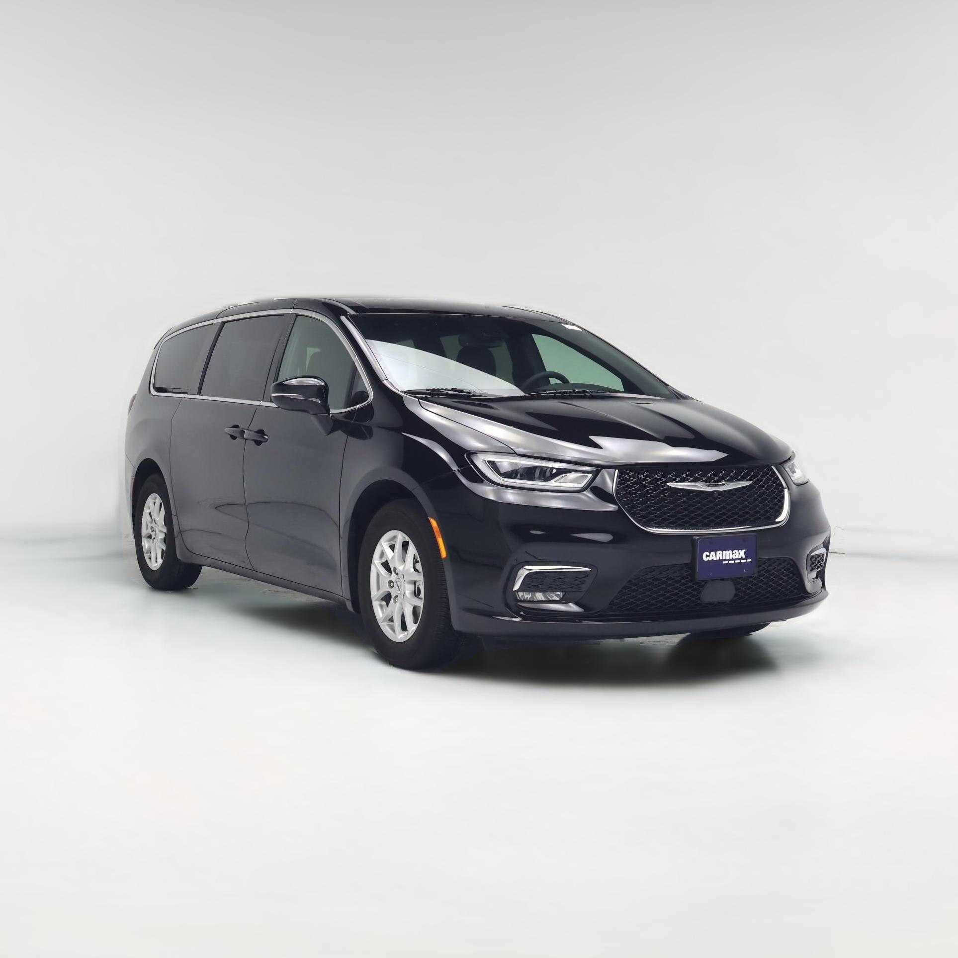 Thumbnail: 2025 Chrysler Pacifica - 1