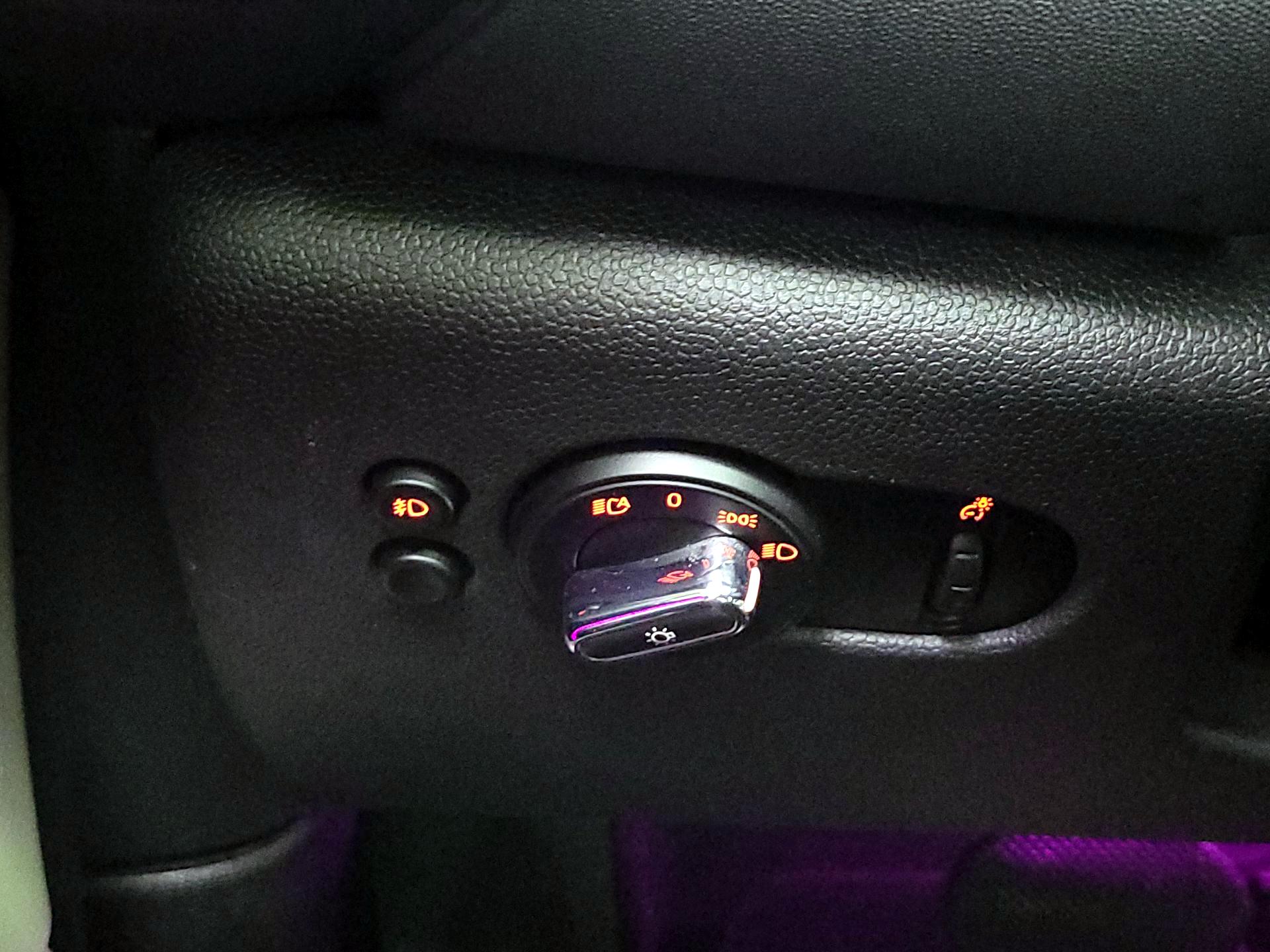 Thumbnail: 2017 MINI Cooper Hardtop - 13