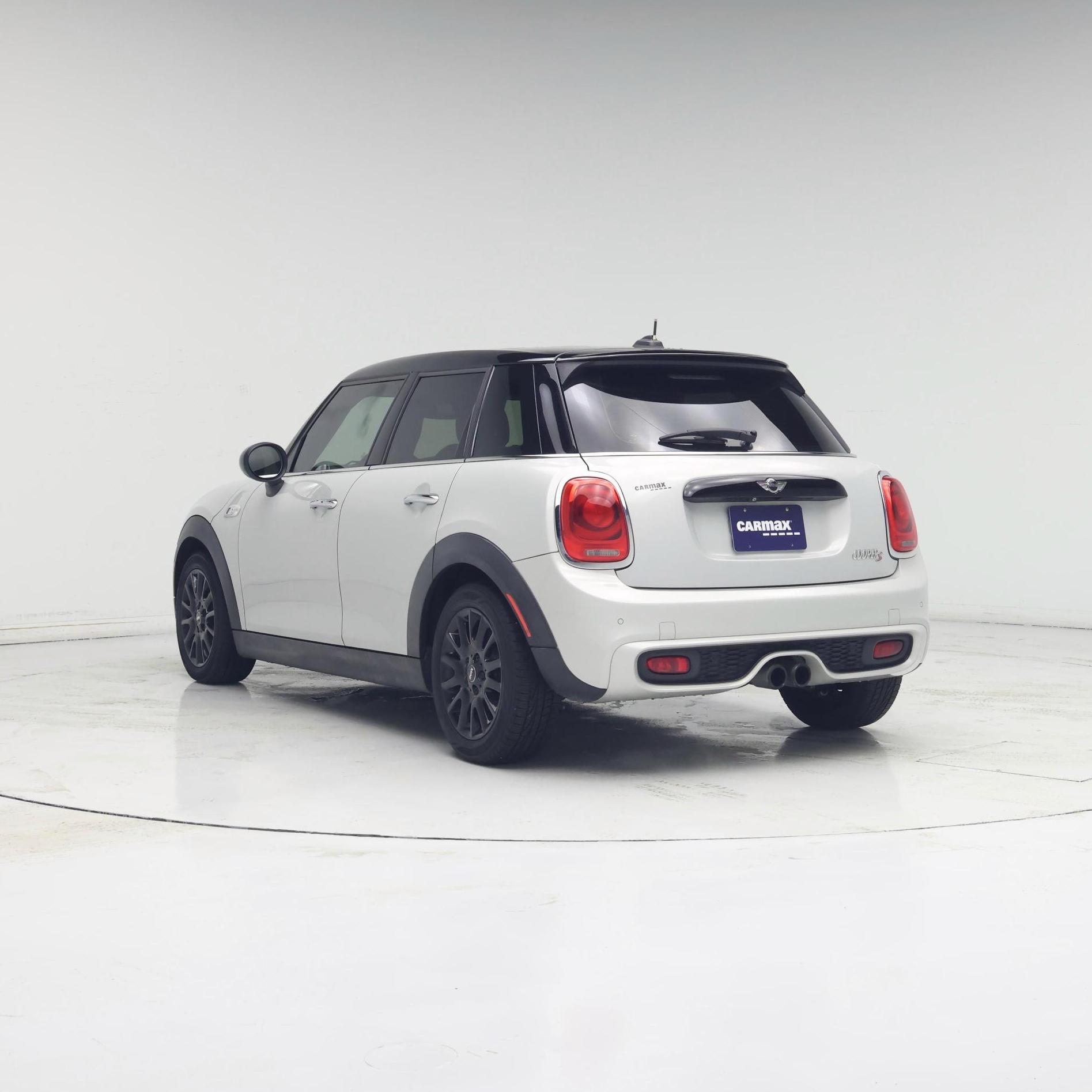 Thumbnail: 2017 MINI Cooper Hardtop - 2