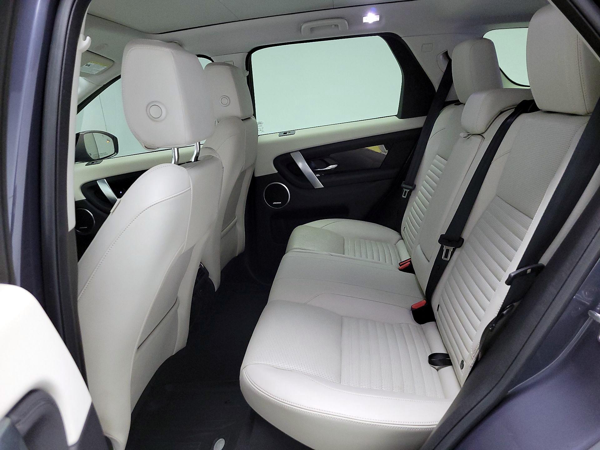 Thumbnail: 2024 Land Rover Discovery Sport - 19