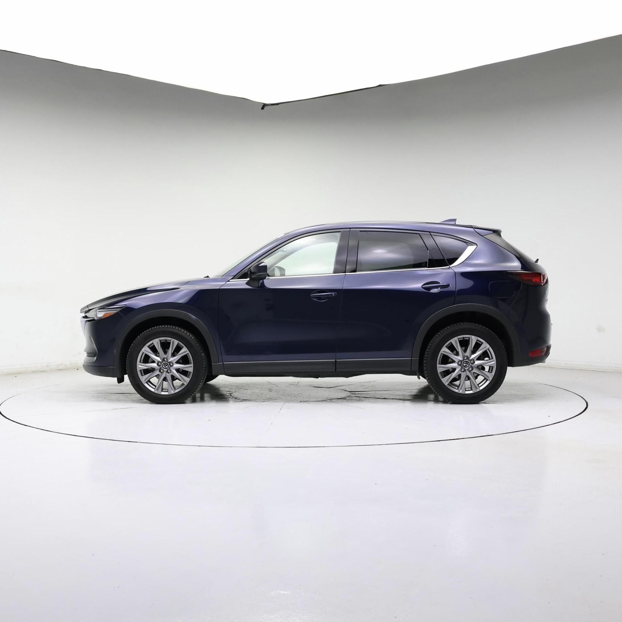 Thumbnail: 2021 Mazda CX-5 - 3