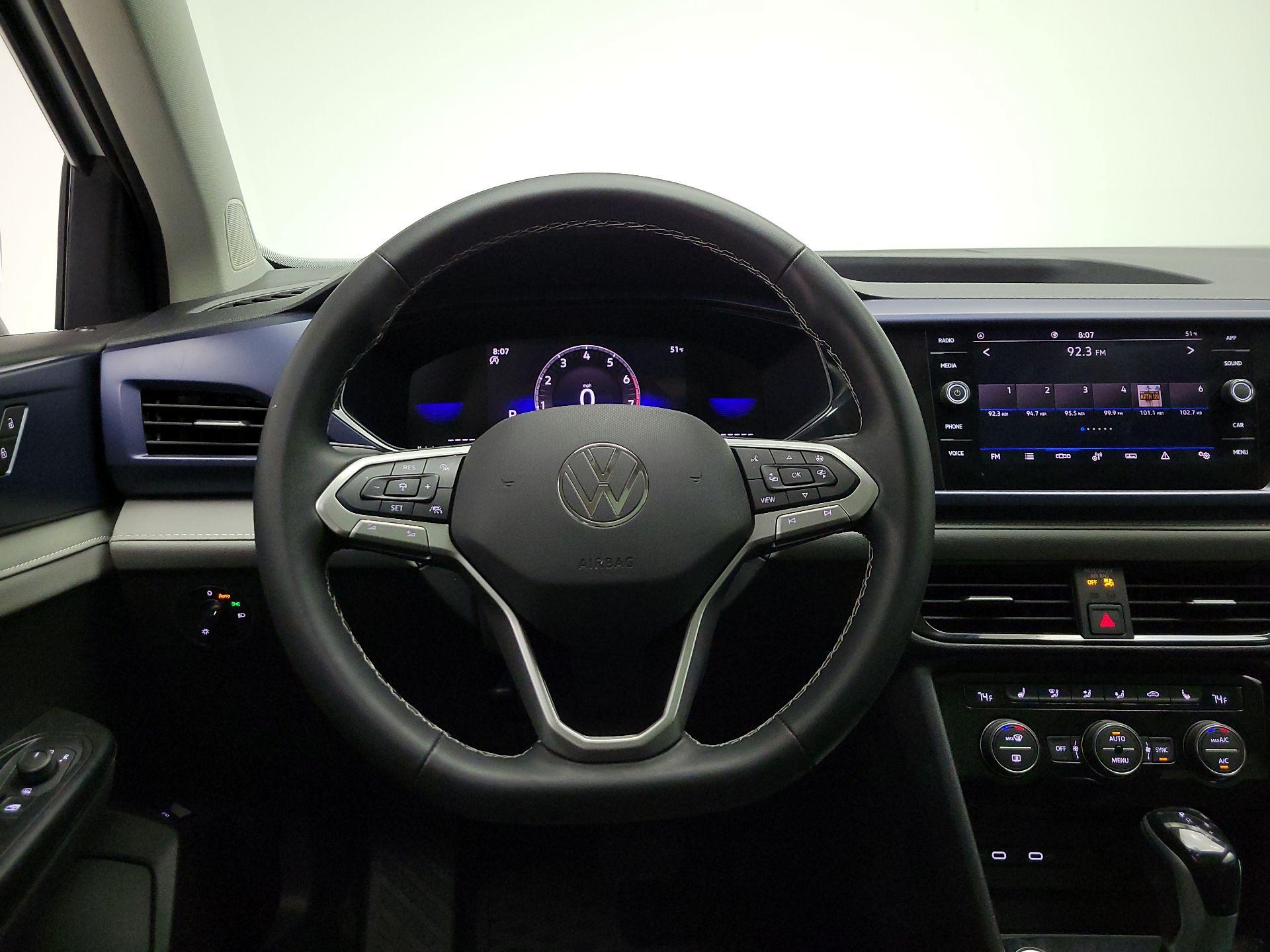 Thumbnail: 2024 Volkswagen Taos - 10