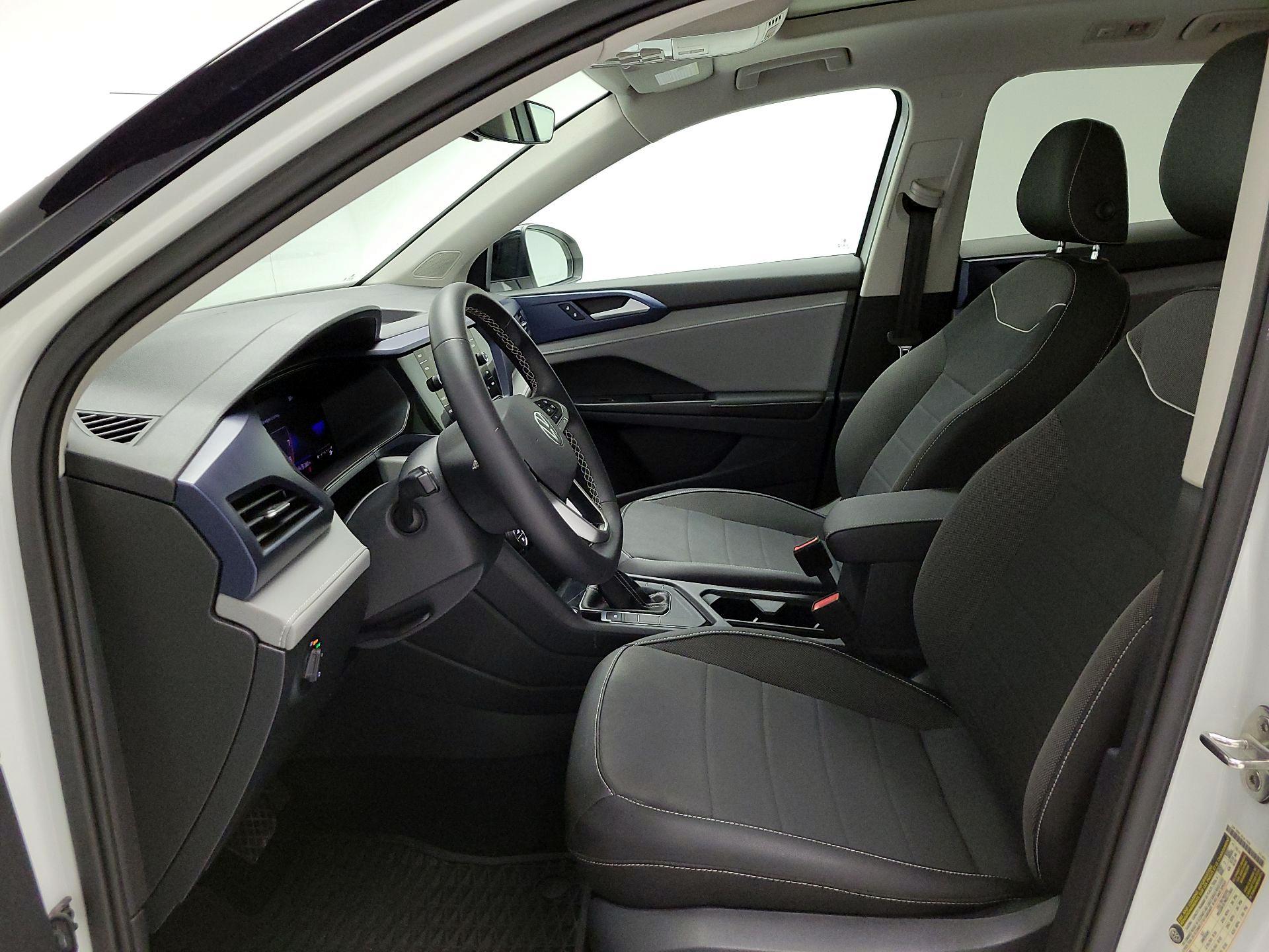 Thumbnail: 2024 Volkswagen Taos - 11