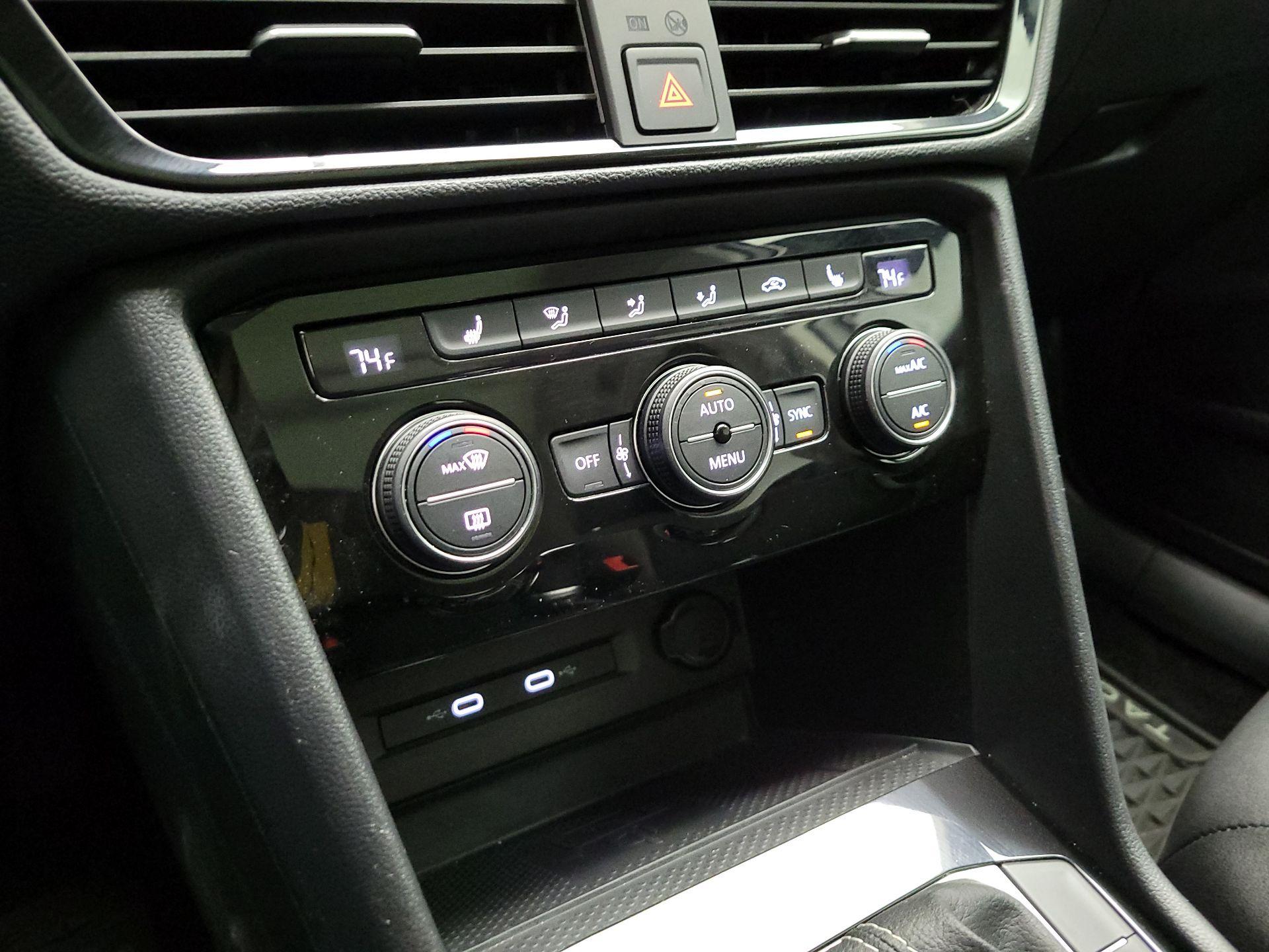 Thumbnail: 2024 Volkswagen Taos - 15