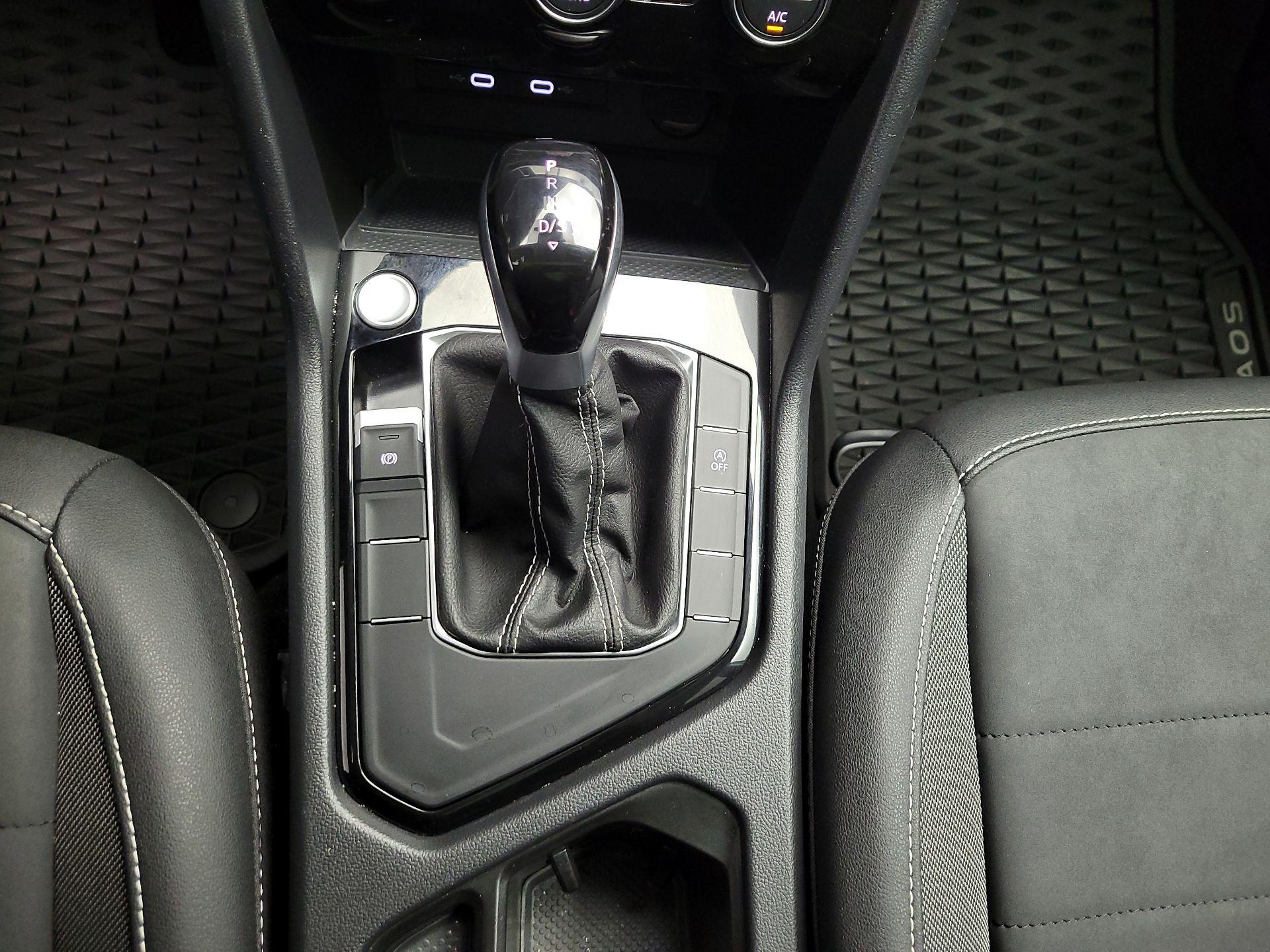 Thumbnail: 2024 Volkswagen Taos - 16