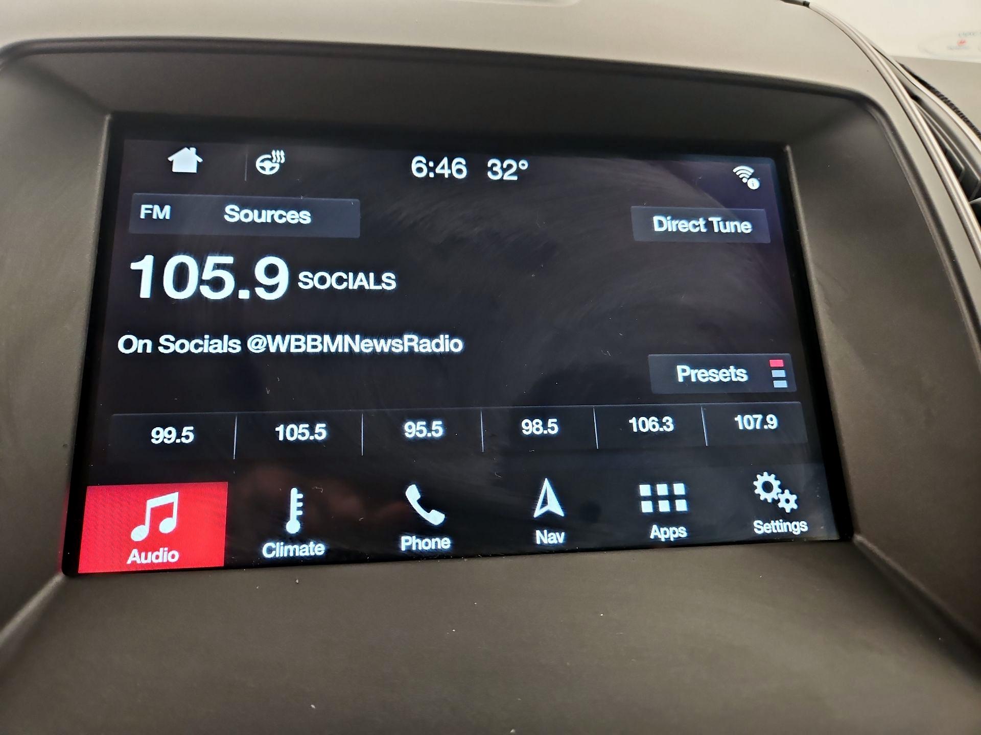 Thumbnail: 2018 Ford Edge - 16