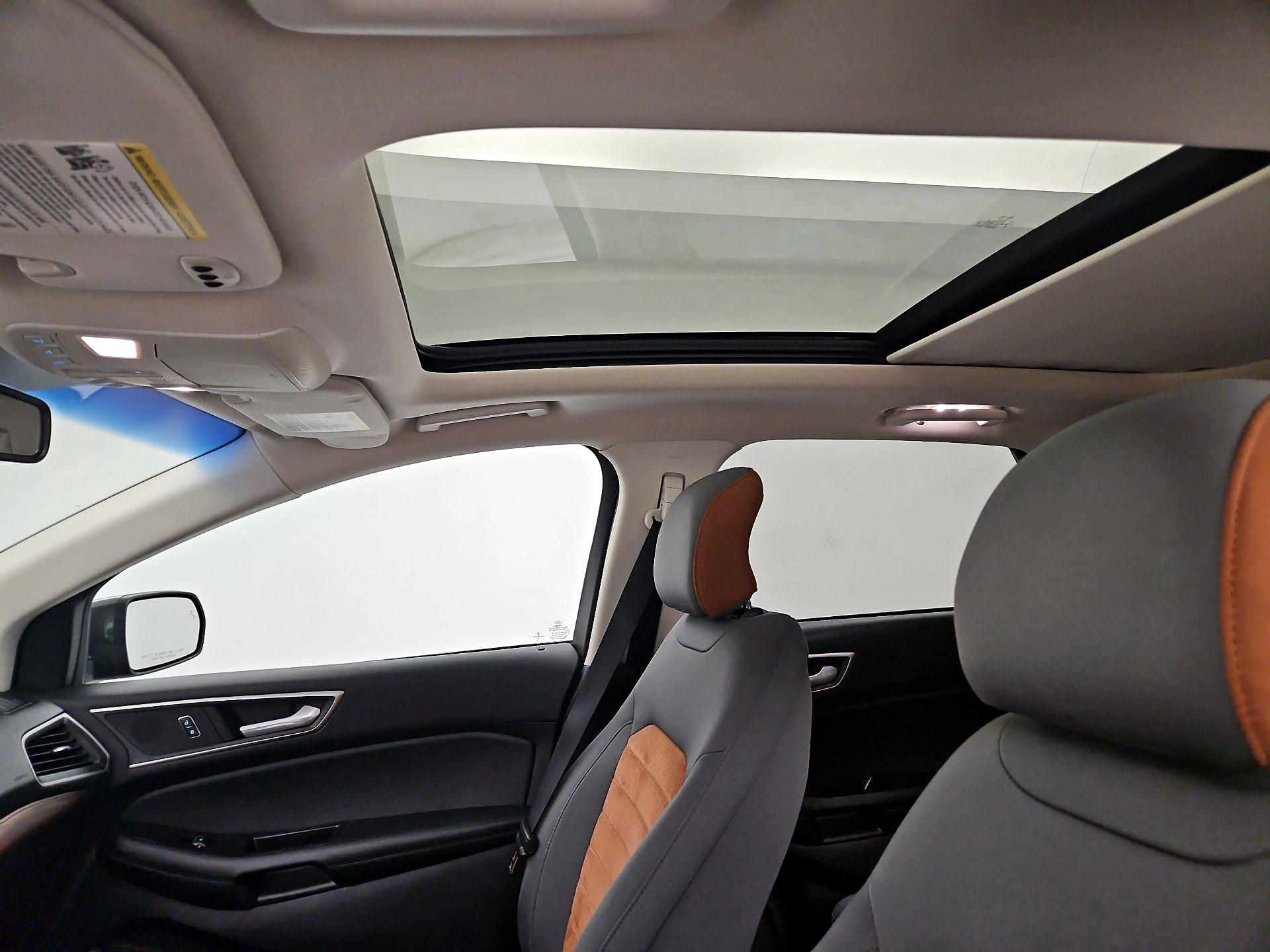 Thumbnail: 2018 Ford Edge - 20