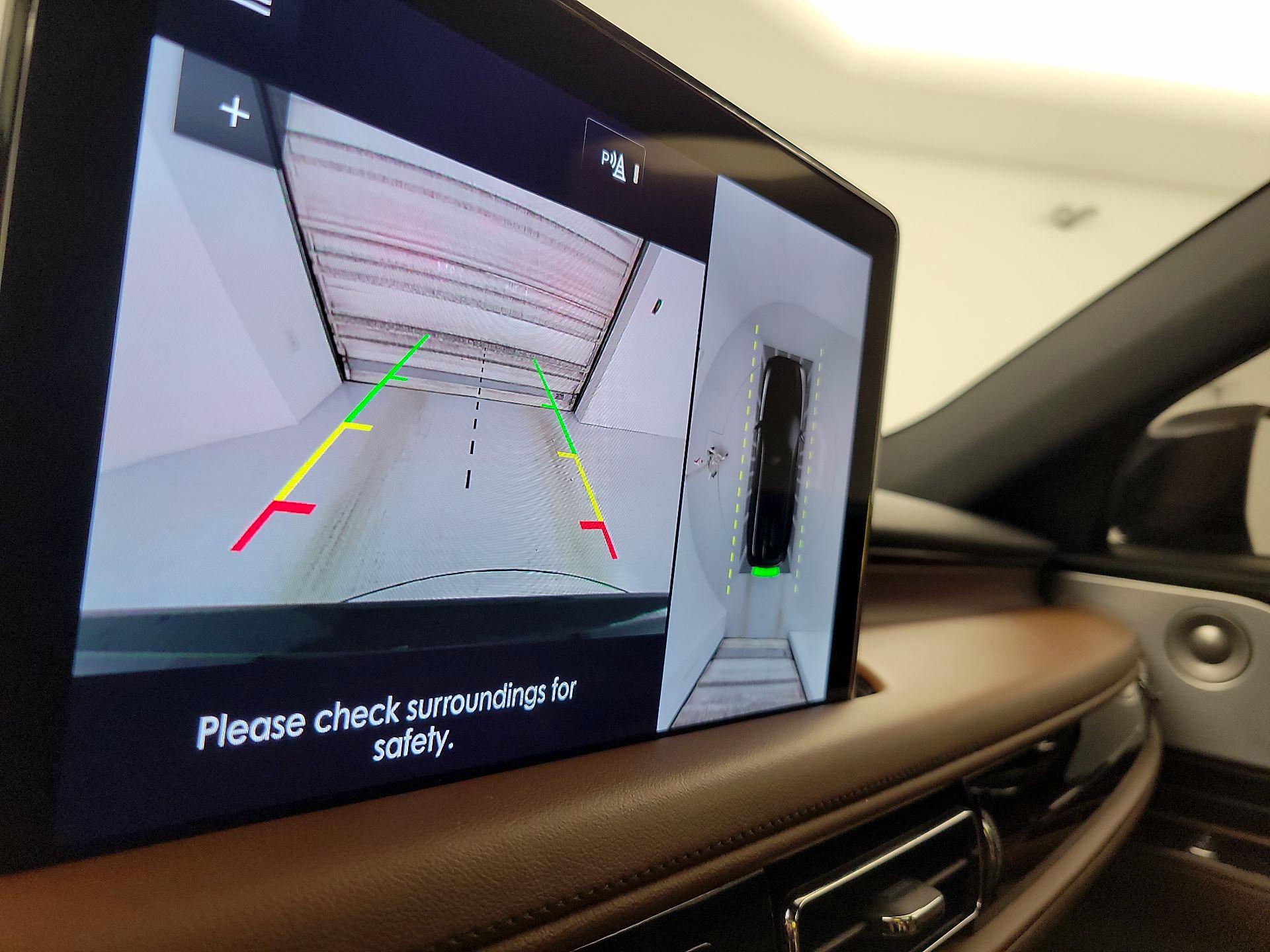 Thumbnail: 2023 Lincoln Aviator - 15