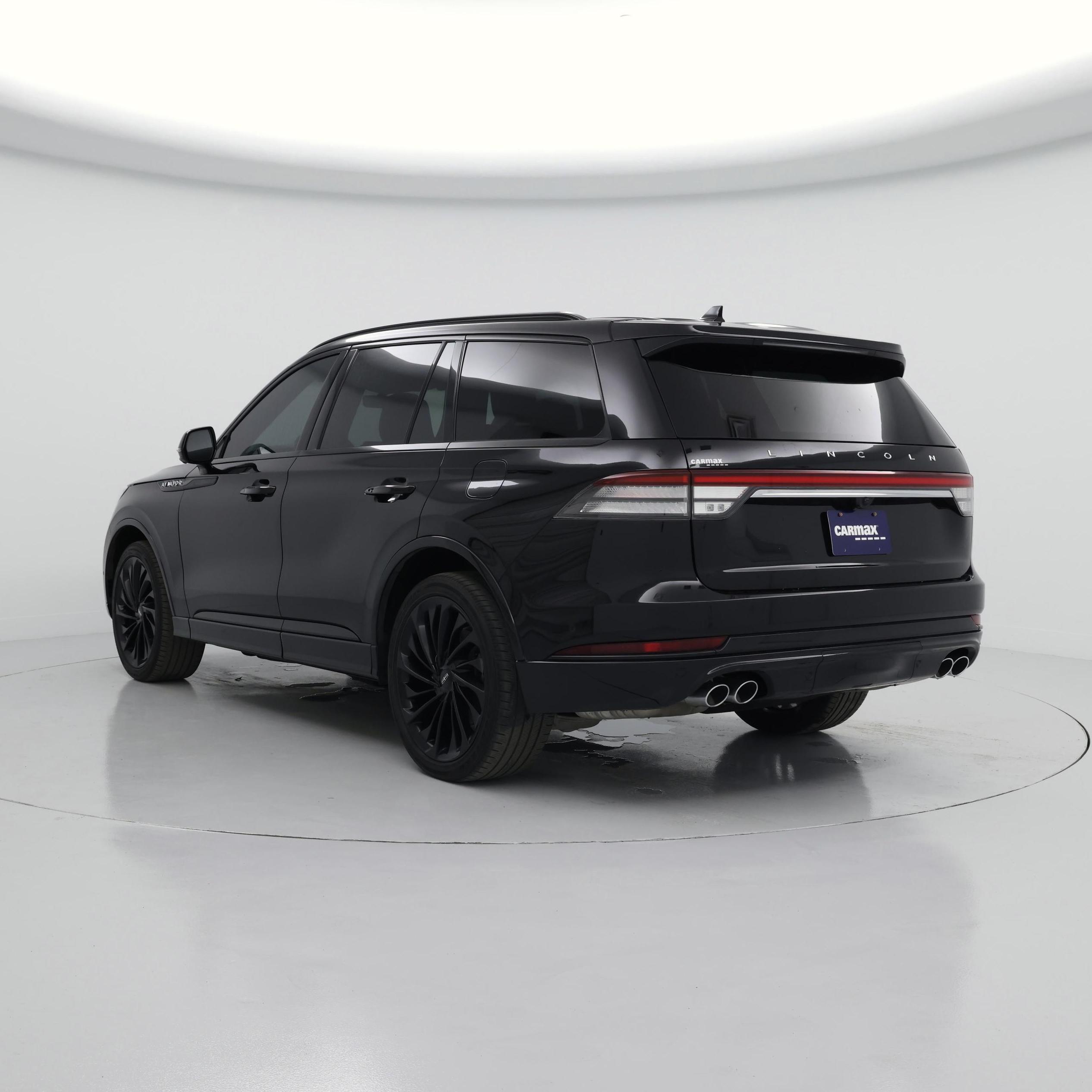 Thumbnail: 2023 Lincoln Aviator - 2