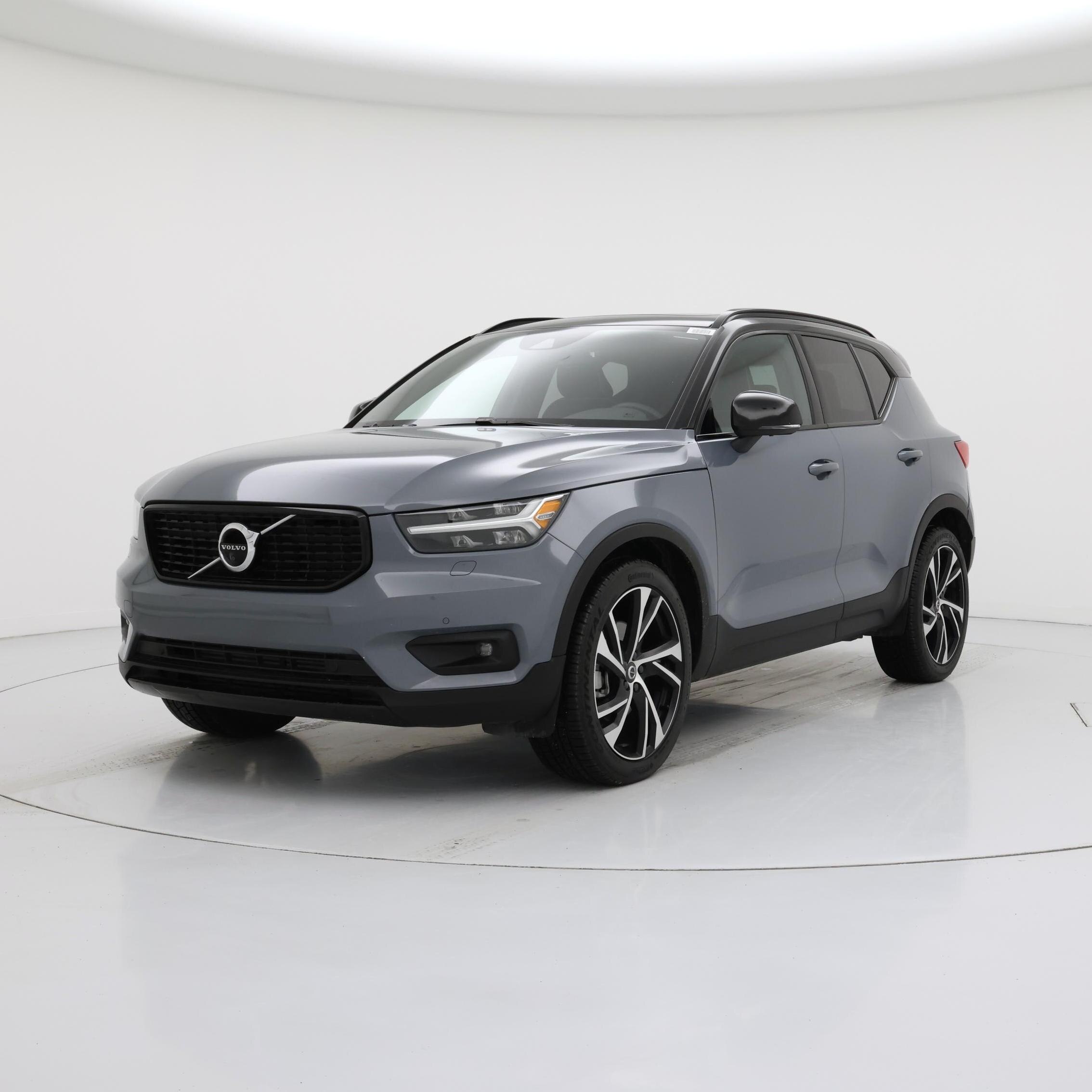 Thumbnail: 2021 Volvo XC40 - 4