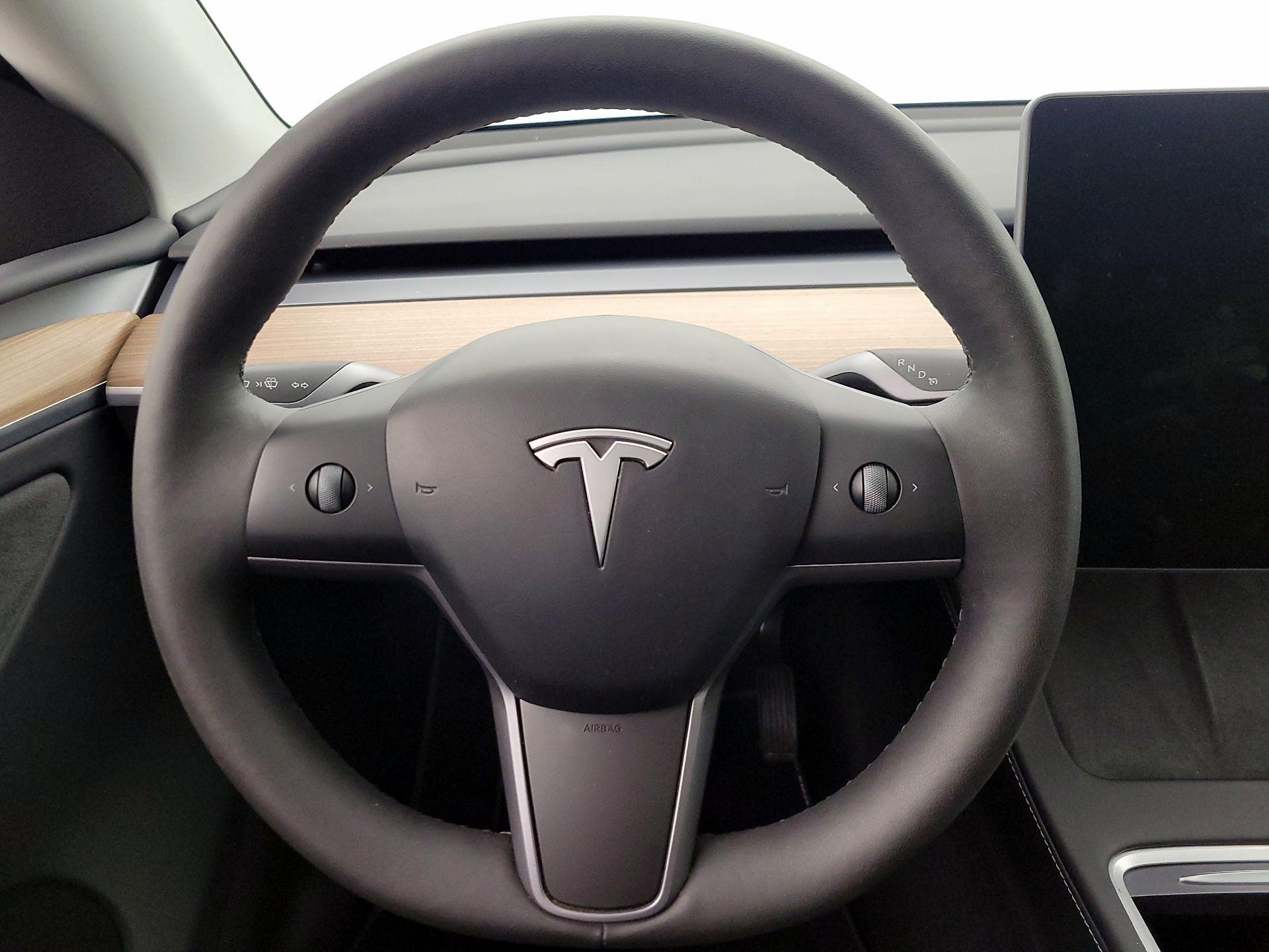 Thumbnail: 2024 Tesla Model Y - 10