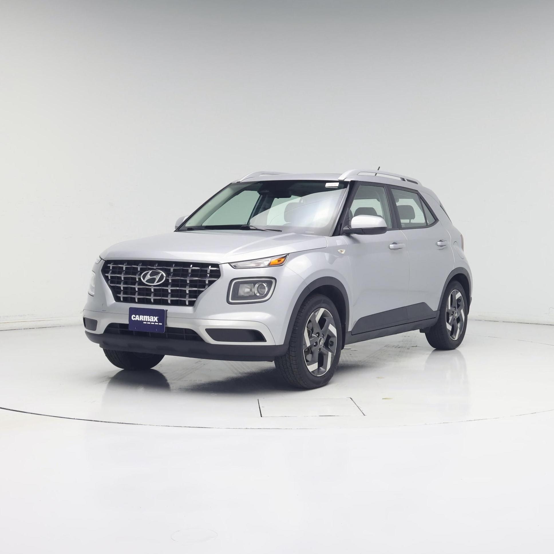 Thumbnail: 2023 Hyundai Venue - 4