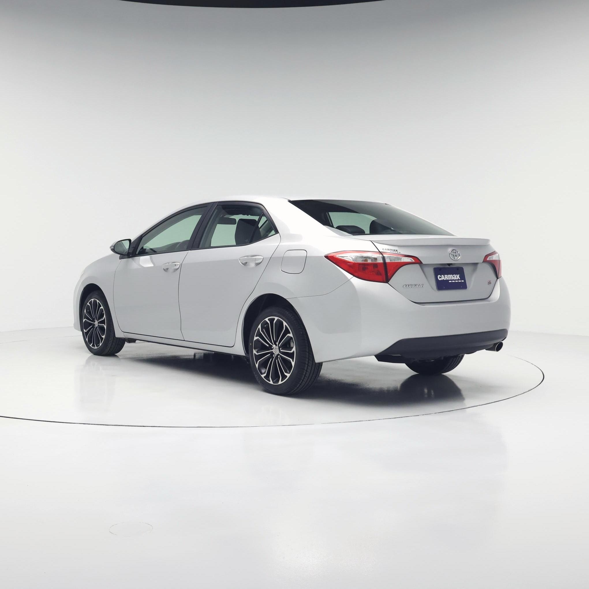 Thumbnail: 2015 Toyota Corolla - 2