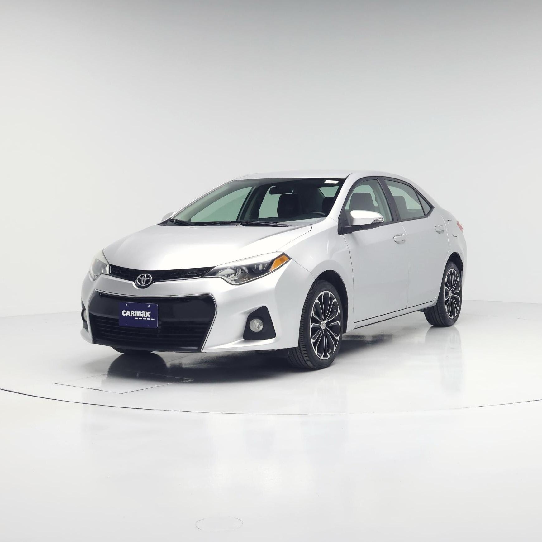 Thumbnail: 2015 Toyota Corolla - 4