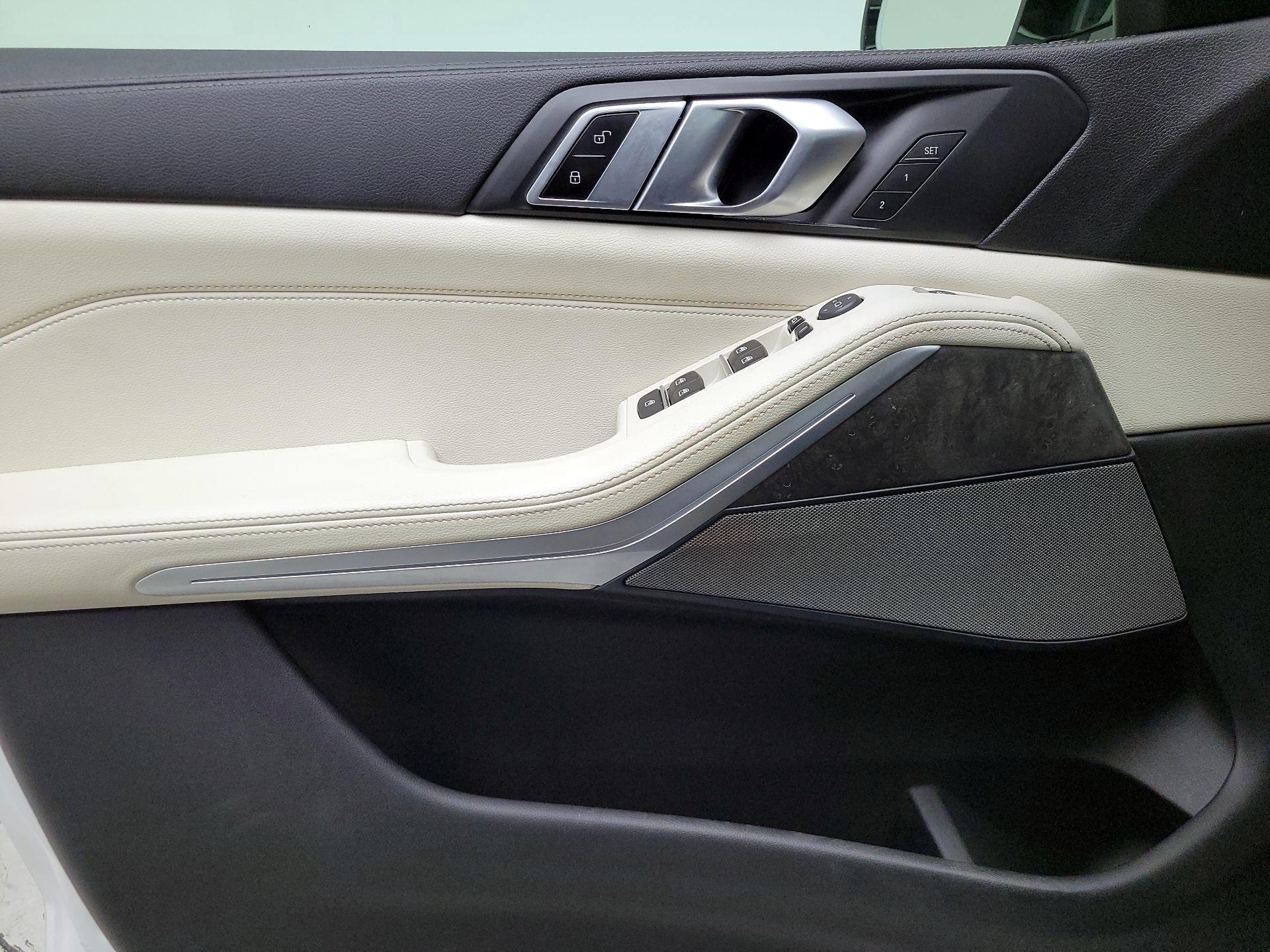 Thumbnail: 2021 BMW X5 - 12