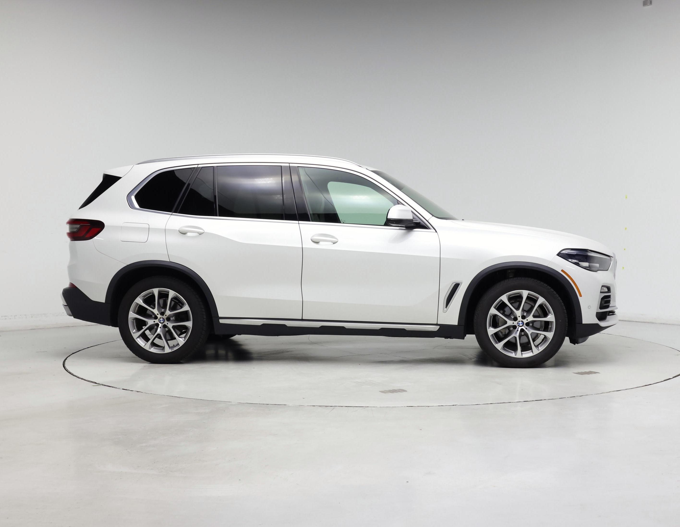 Thumbnail: 2021 BMW X5 - 7